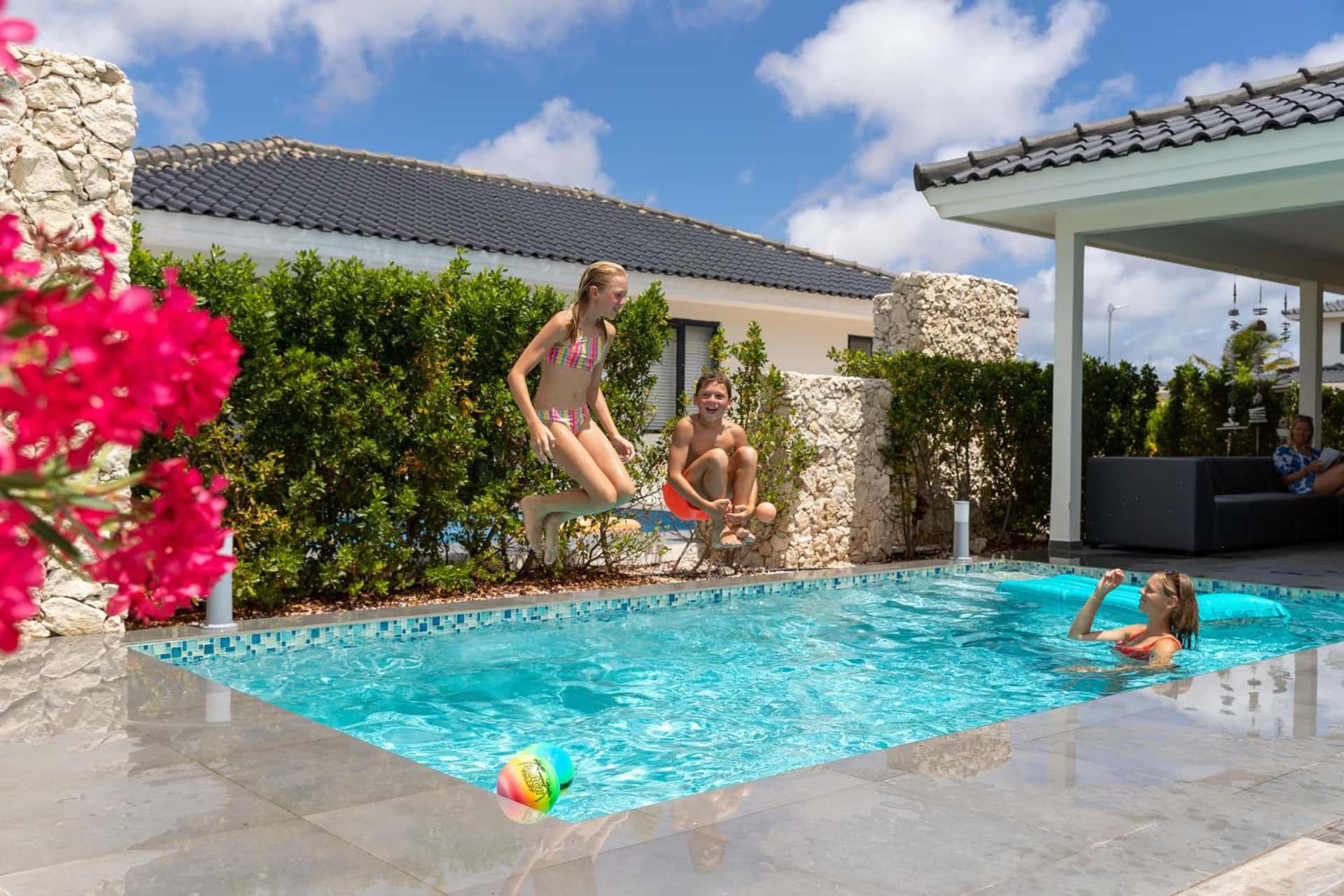 Grand Windsock Bonaire - hotel in 3 EEG Boulevard, Kralendijk