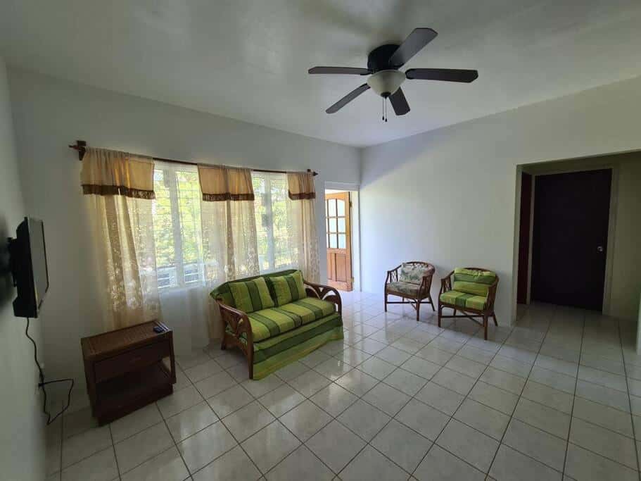 Montserrat Mountain View Retreat - hotel in Manjack Heights, Cudjoe Head