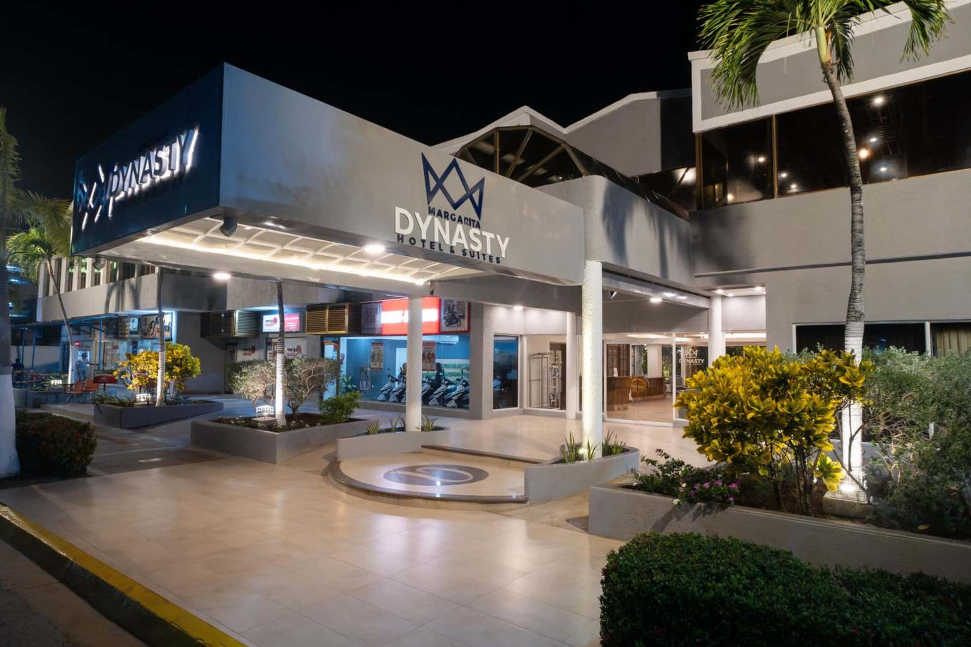 Hotel Margarita Dynasty - hotel in Calle Los Uveros Urb. Costa Azul,, Porlamar