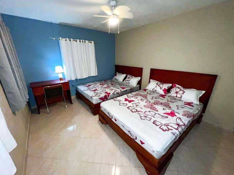 Hébergement Confortable avec Jardin Restaurant et Services 24h24 - hotel in Route Nationale #3, Nicolas