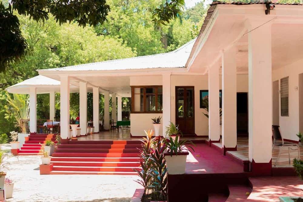 Le Grand Hotel Beck - hotel in Bel-Air, Cap-Haitien
