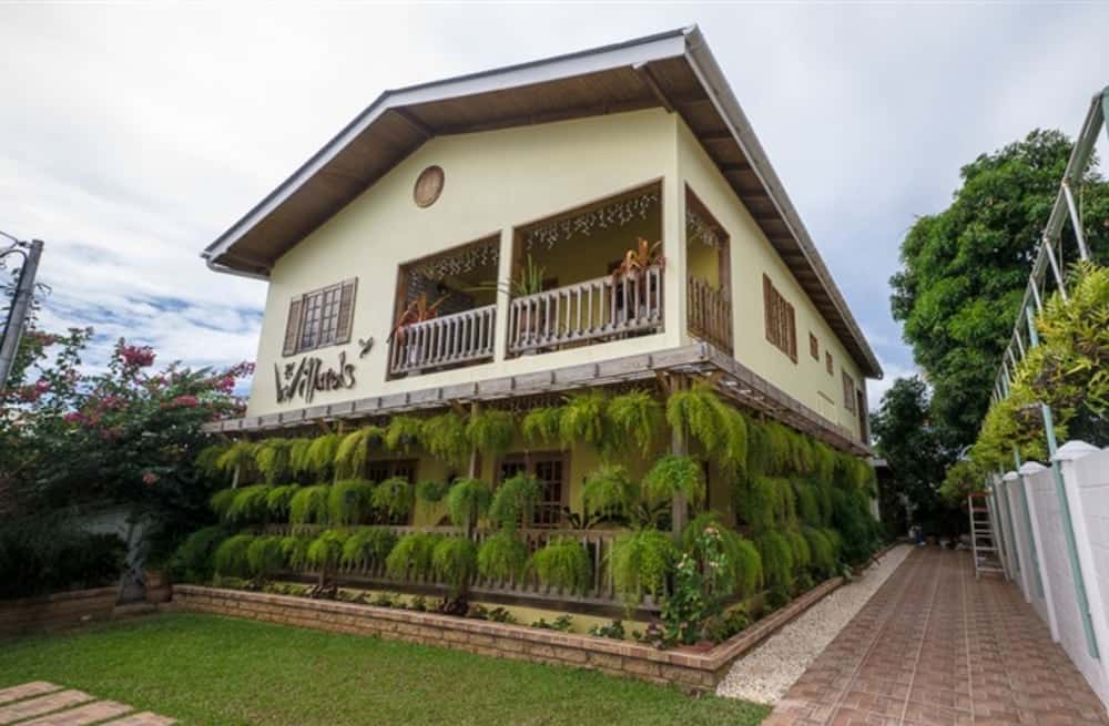 Willard's Bed and Breakfast - hotel in 43 Henry Road, Tunapuna