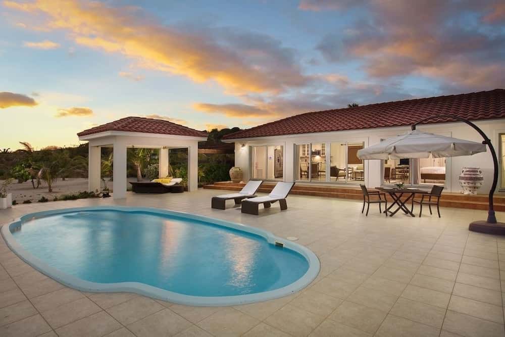 Le Soleil d'Or - hotel in 2147 South Side Road, West End