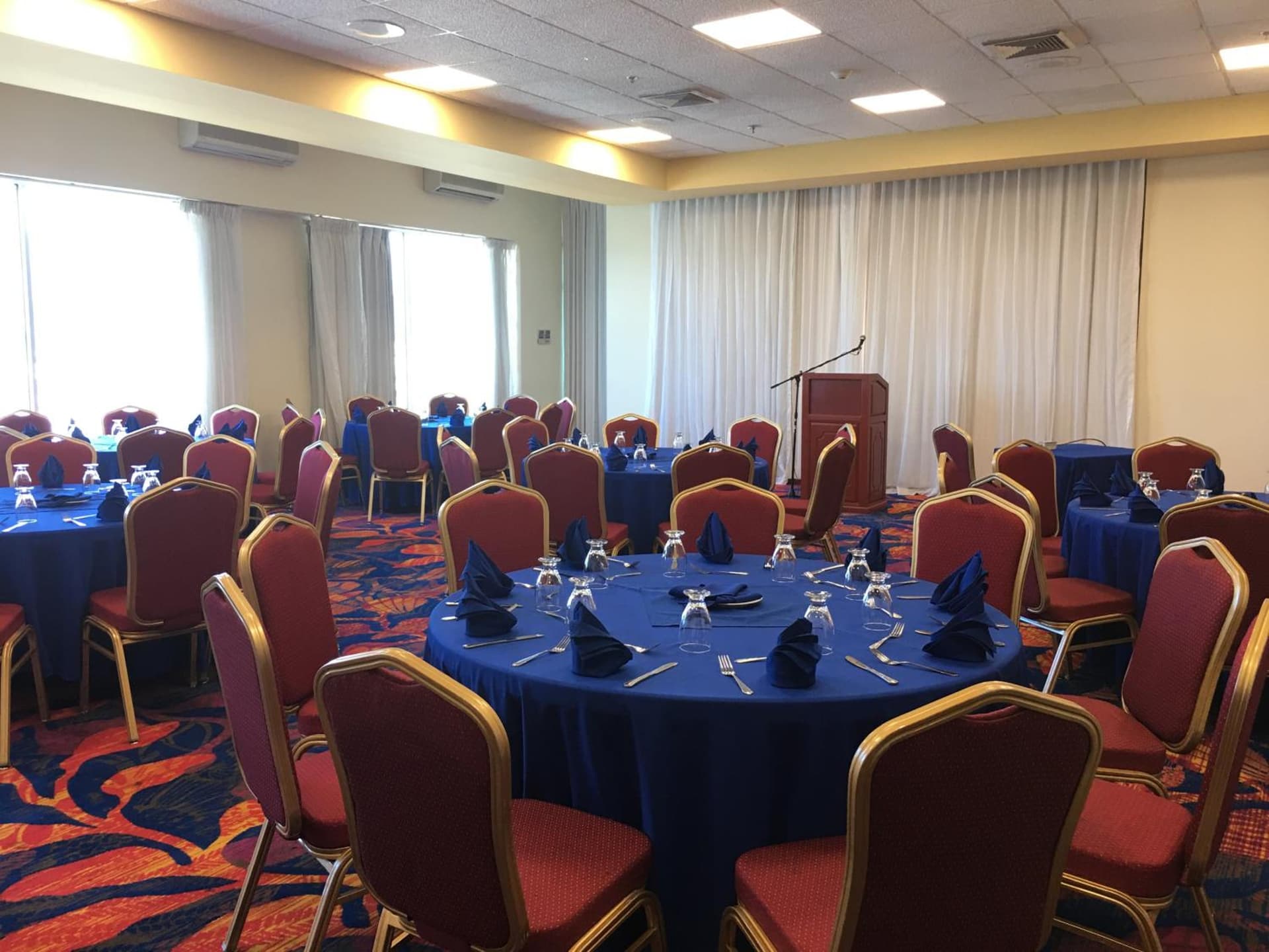 Radisson Hotel Trinidad - Photo 19