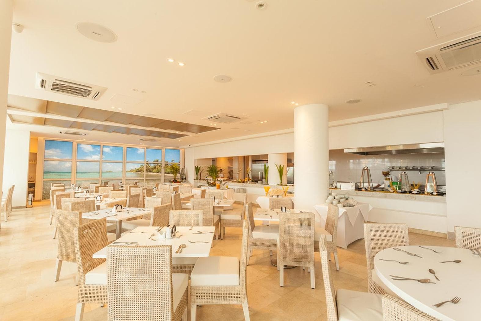 Hotel Casablanca - Photo 4