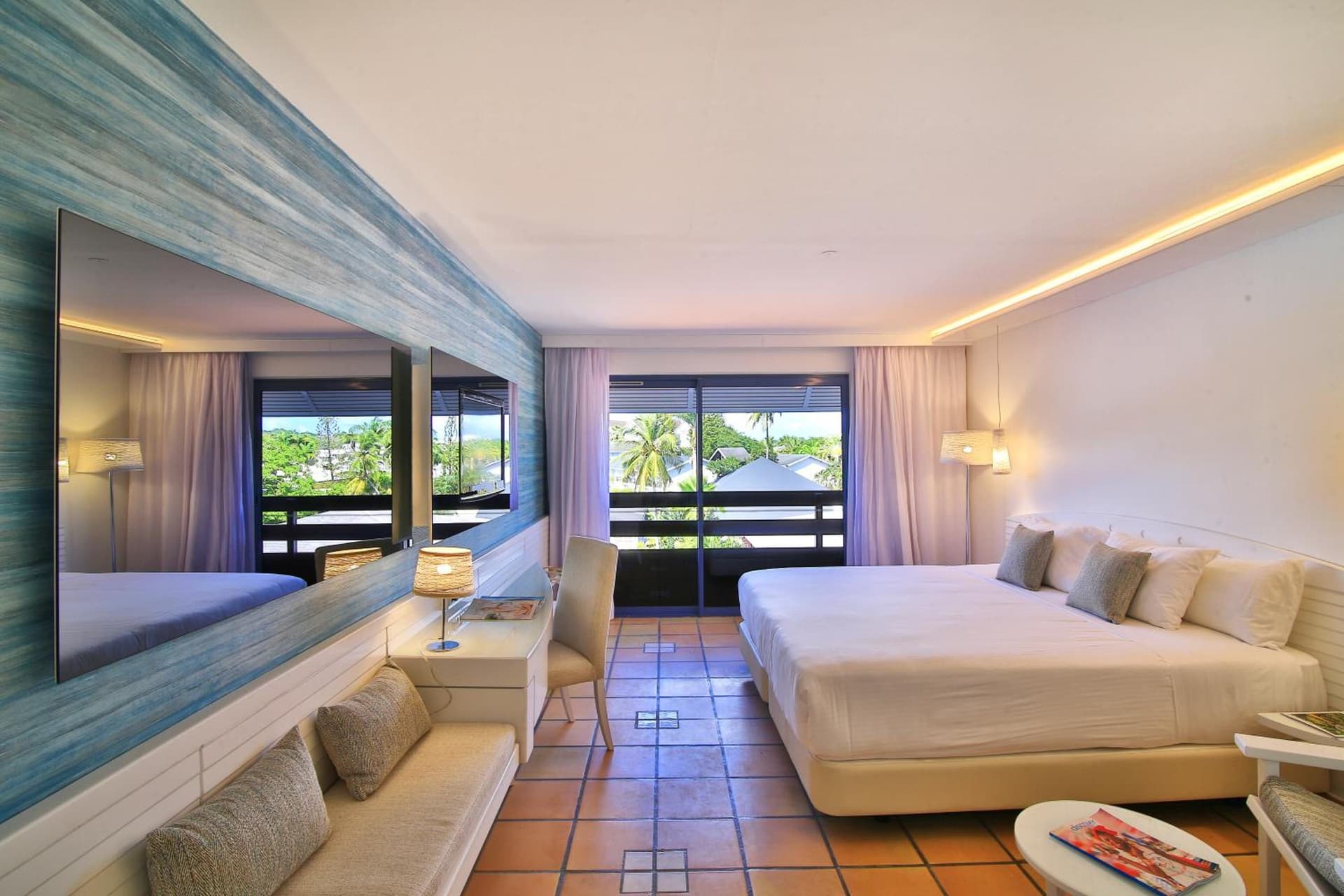 La Creole Beach Hotel & Spa - Photo 15