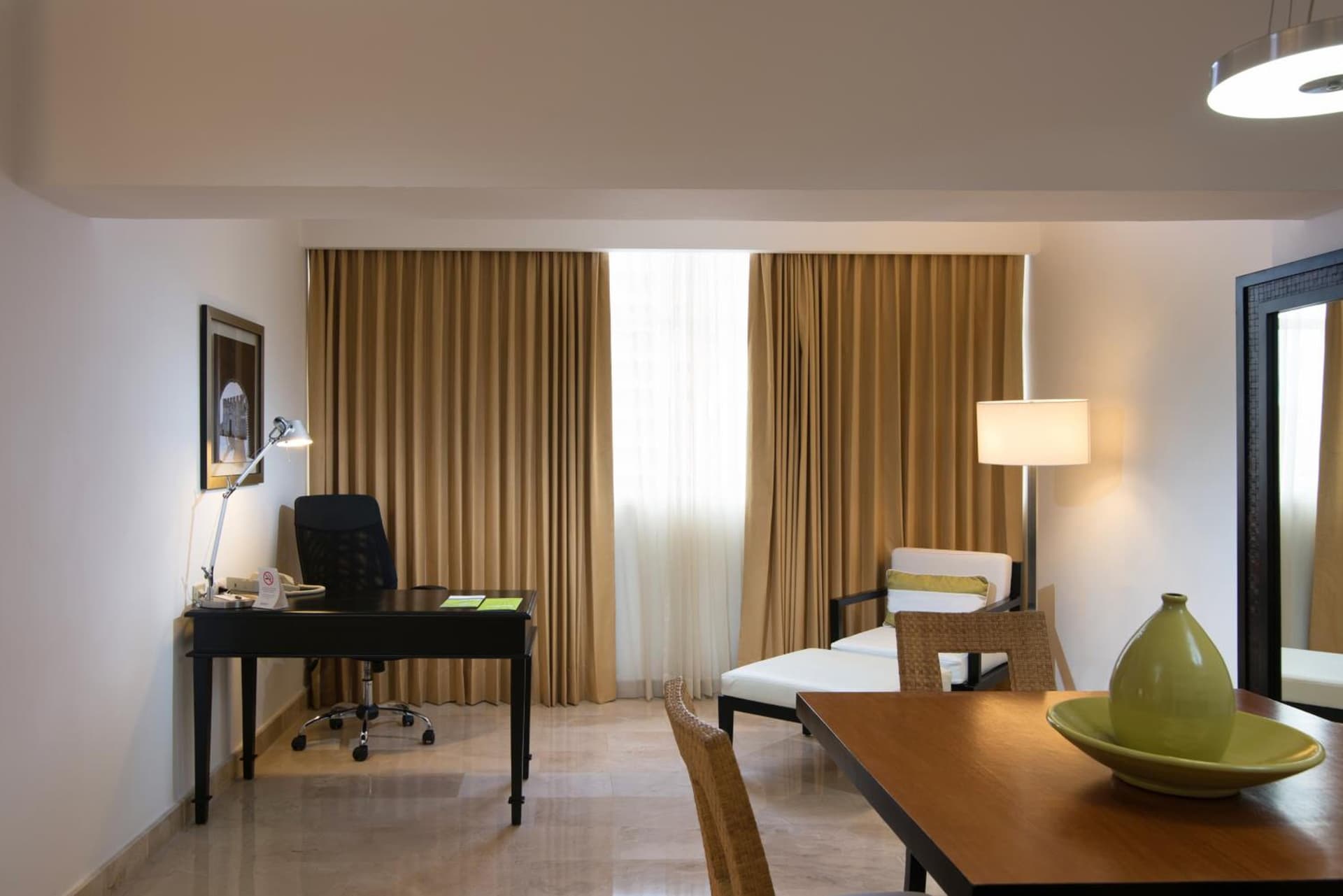 Radisson Hotel Santo Domingo - Photo 56