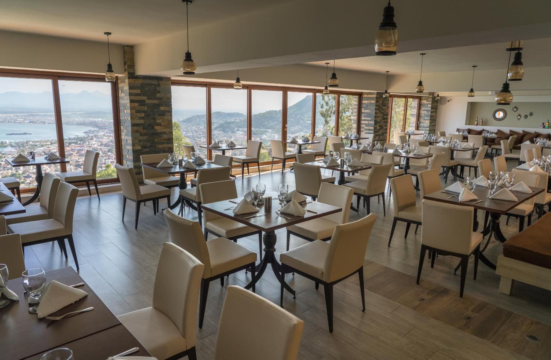 Satama Hotel - Photo 9