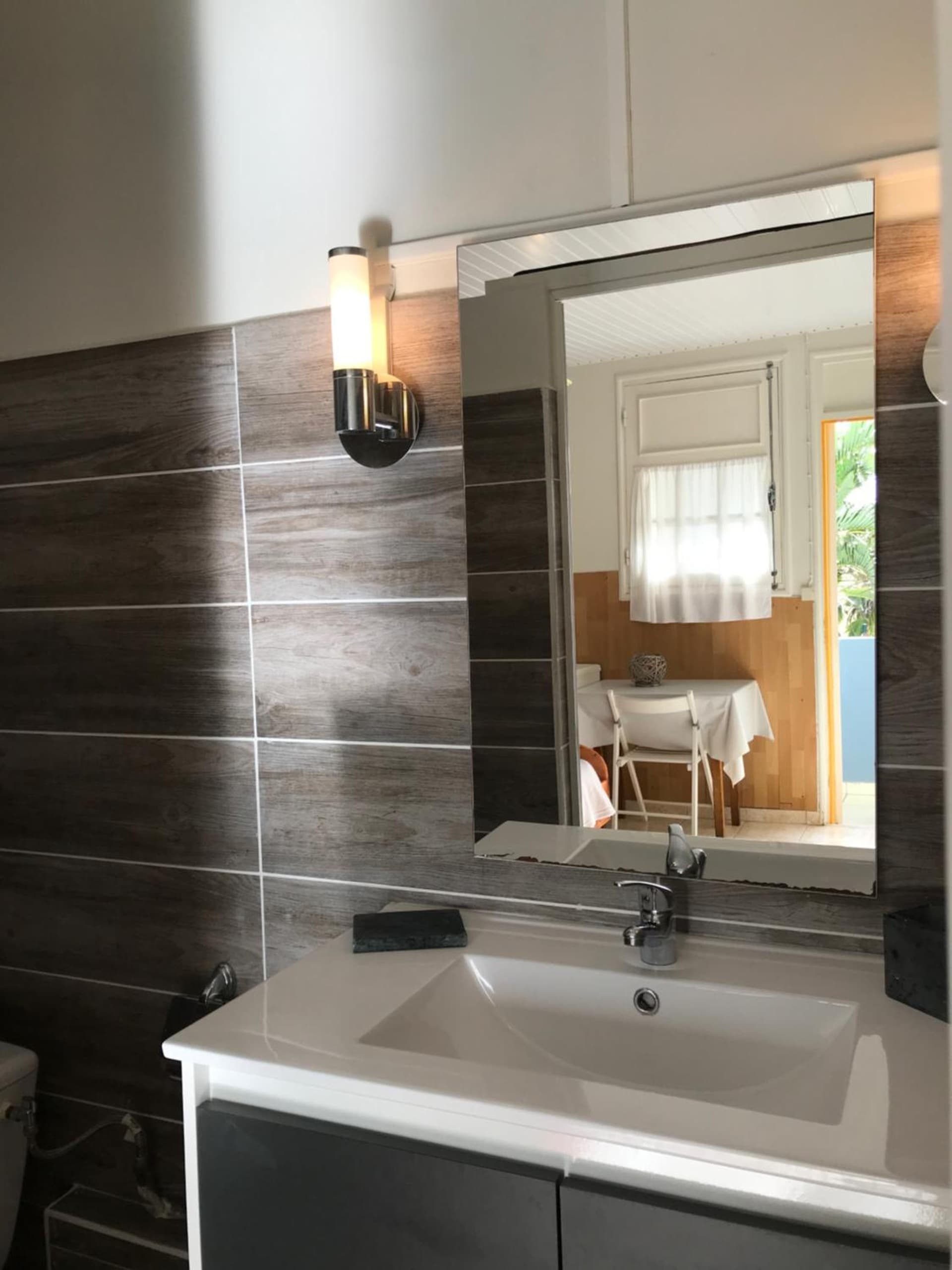 Hotel Oasis - Photo 14