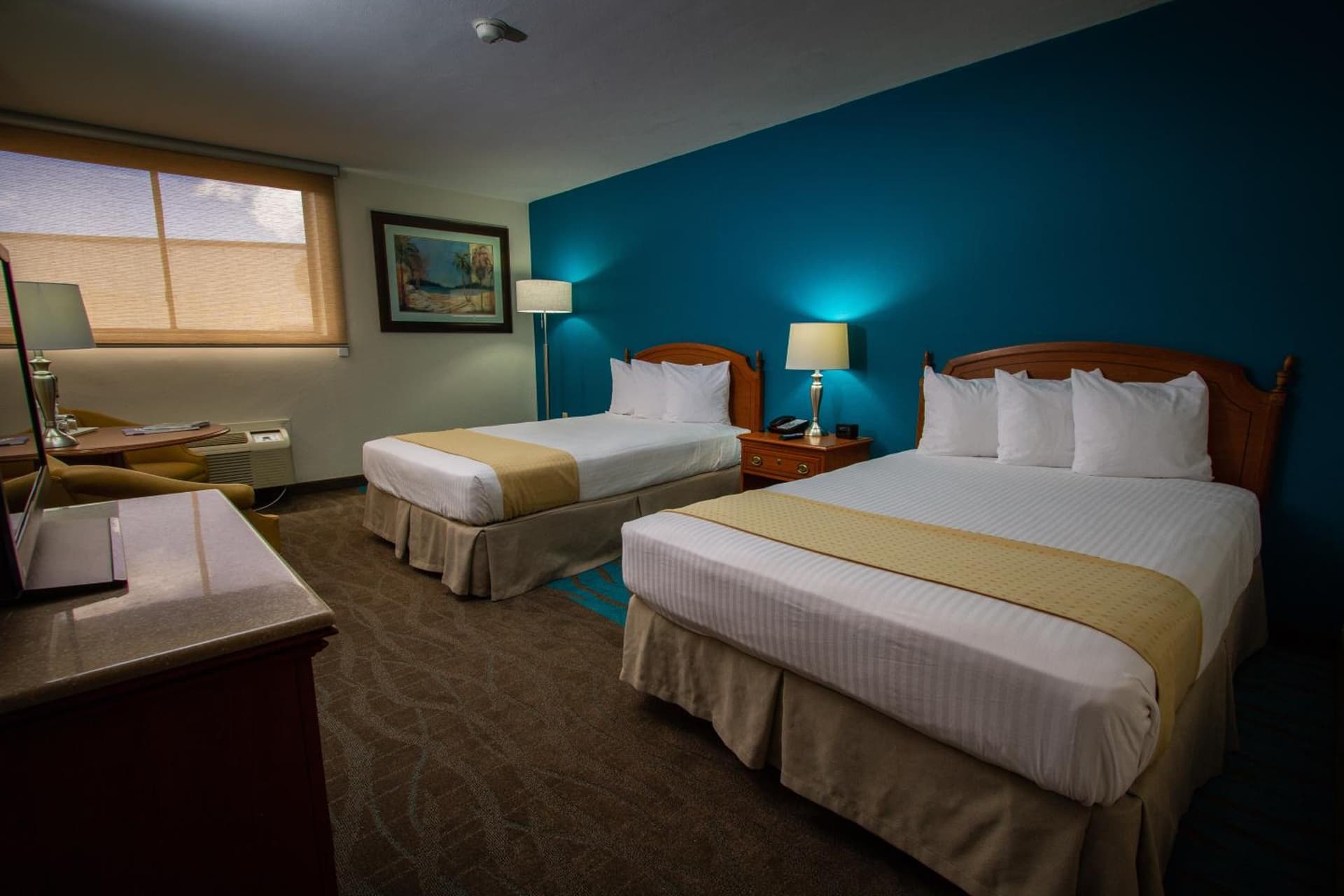 Spark by Hilton Ponce - Photo 16