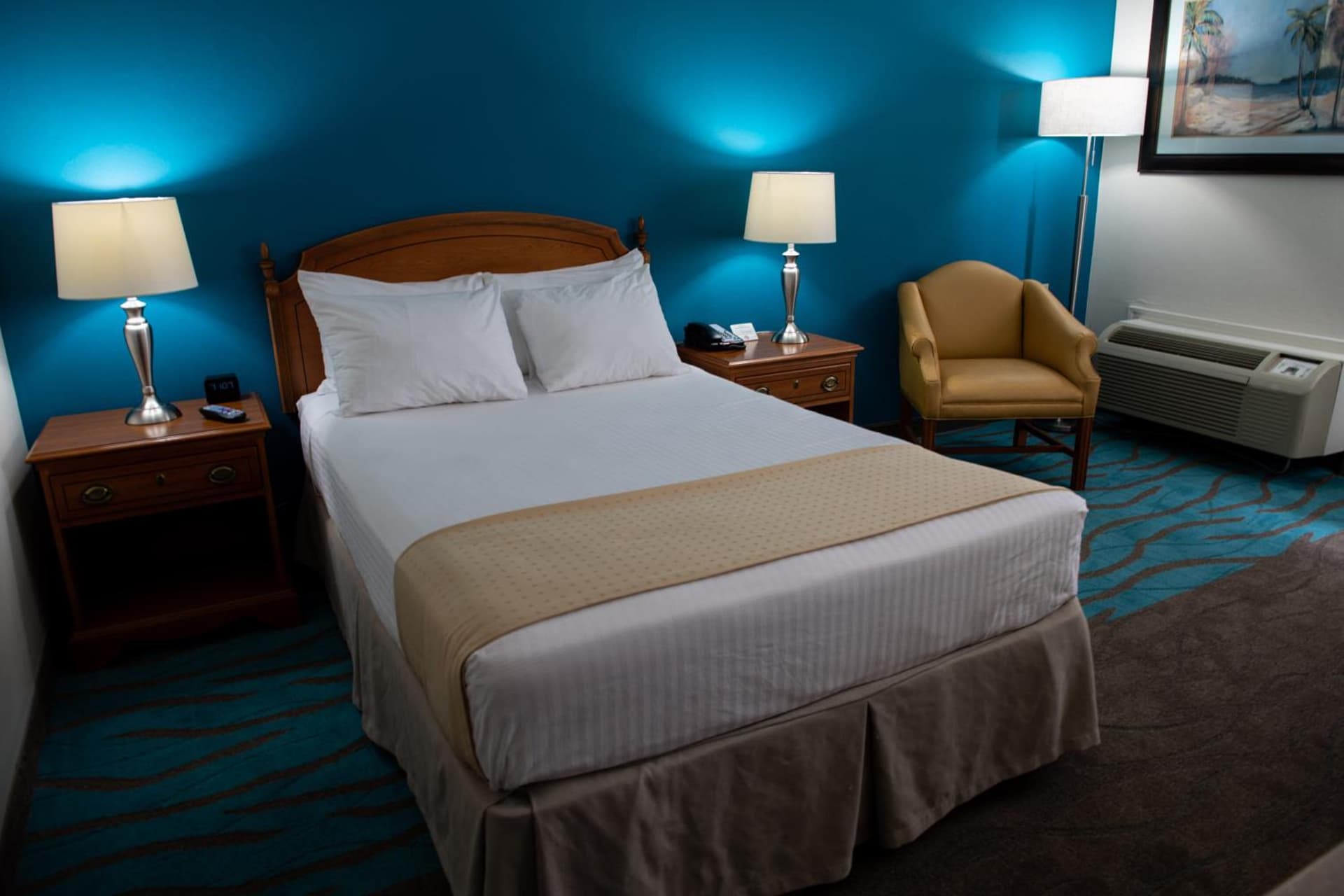 Spark by Hilton Ponce - Photo 4