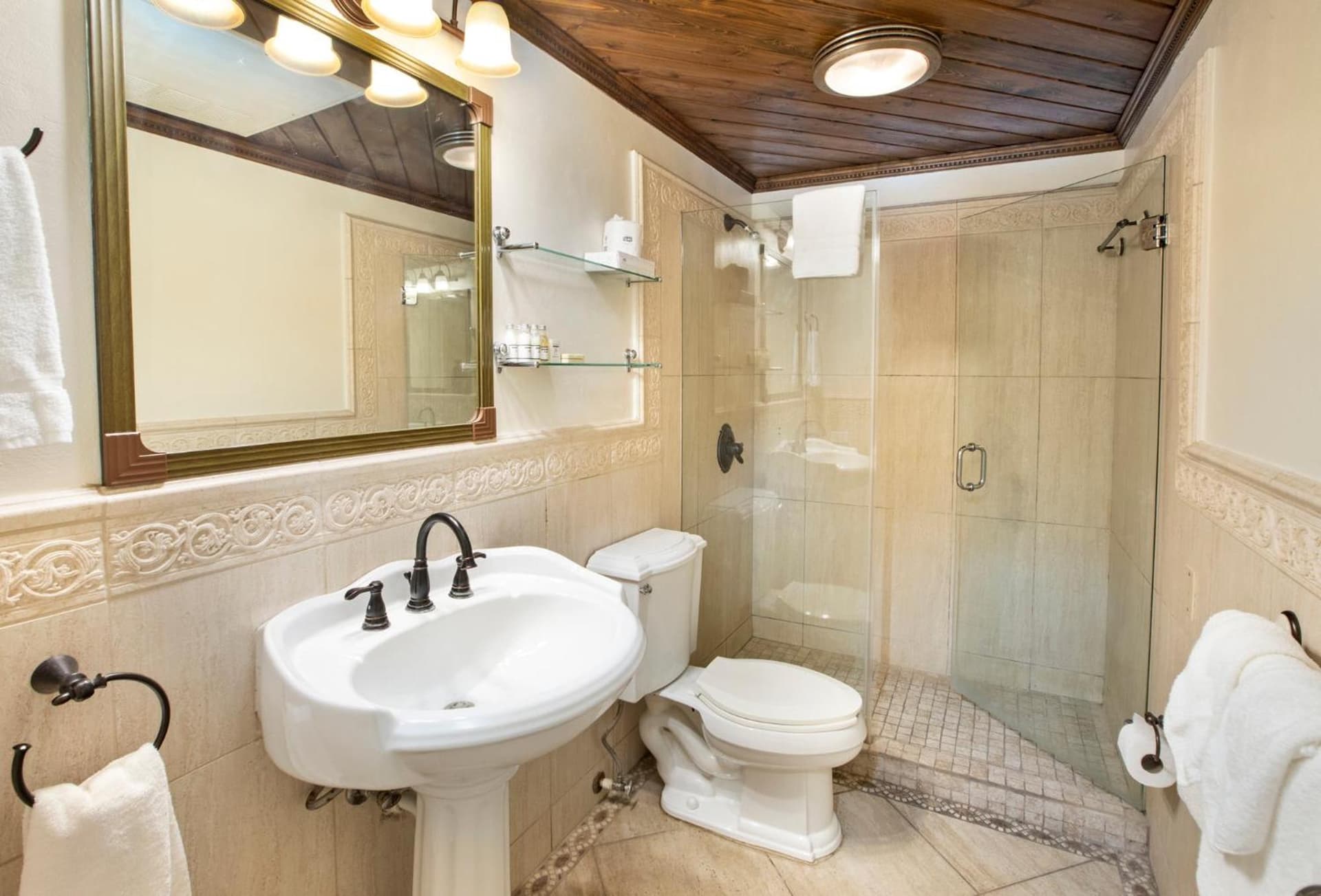 Secret Harbour Beach Resort - Photo 24