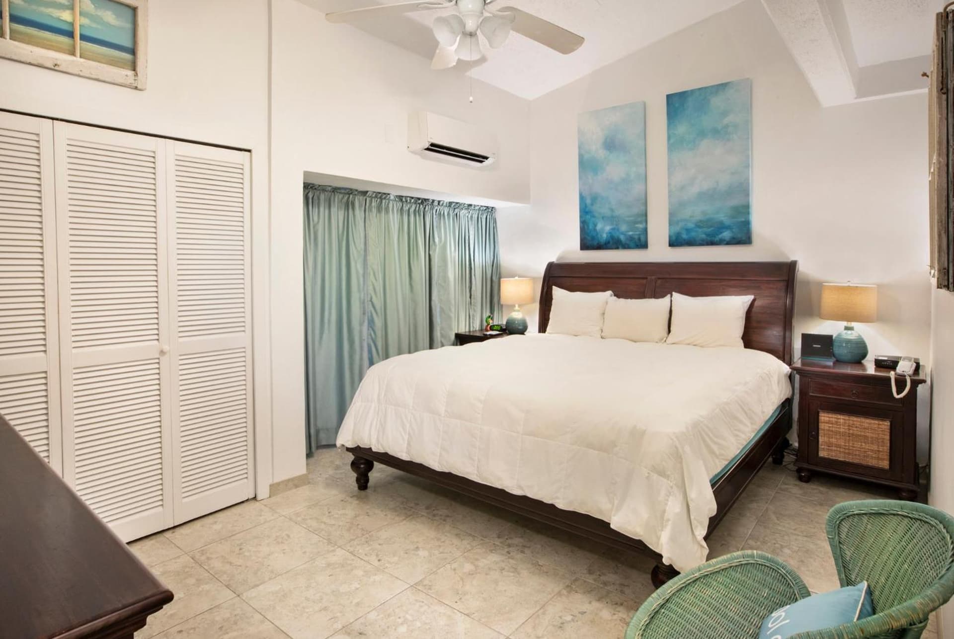 Secret Harbour Beach Resort - Photo 80