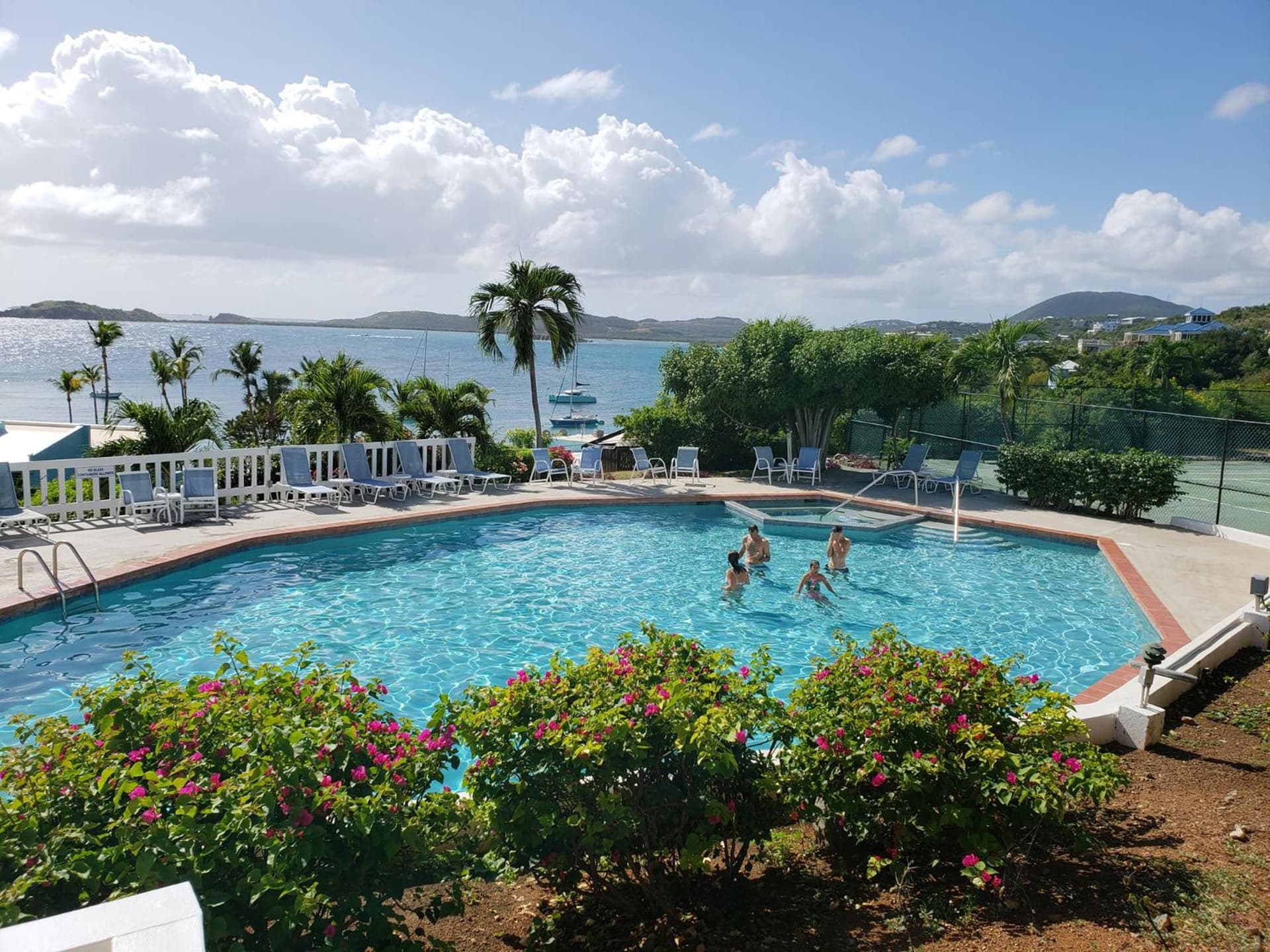 Secret Harbour Beach Resort - Photo 45