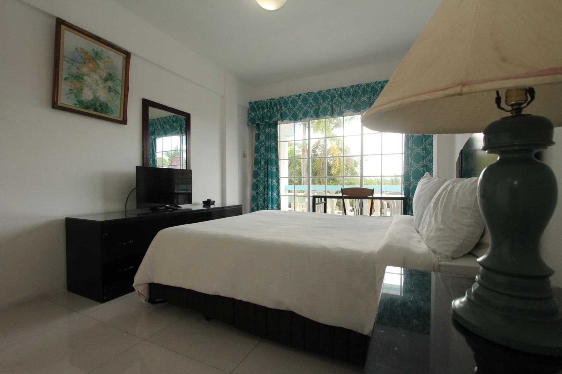 Match Resort - Photo 34