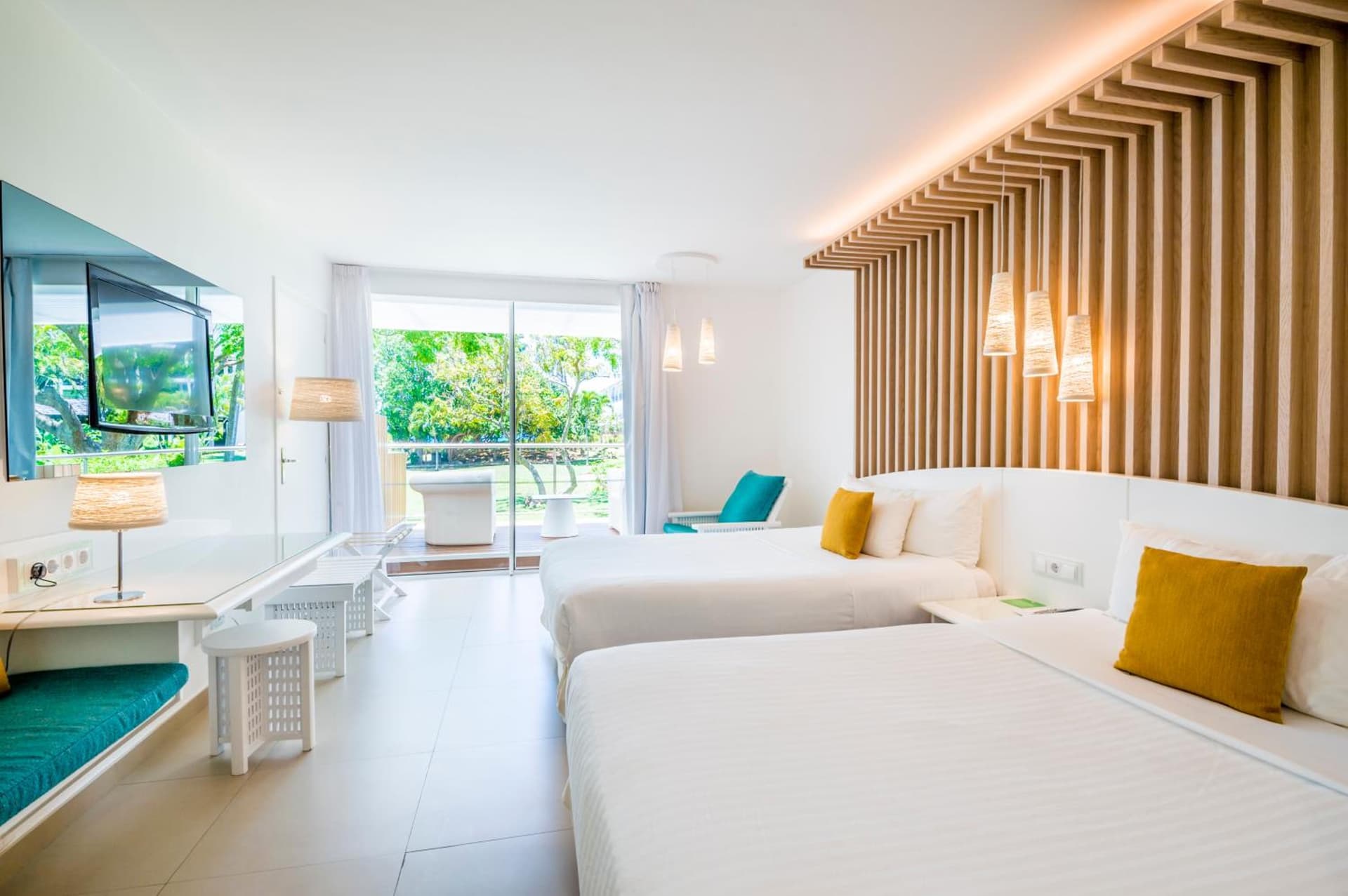 La Creole Beach Hotel & Spa - Photo 11