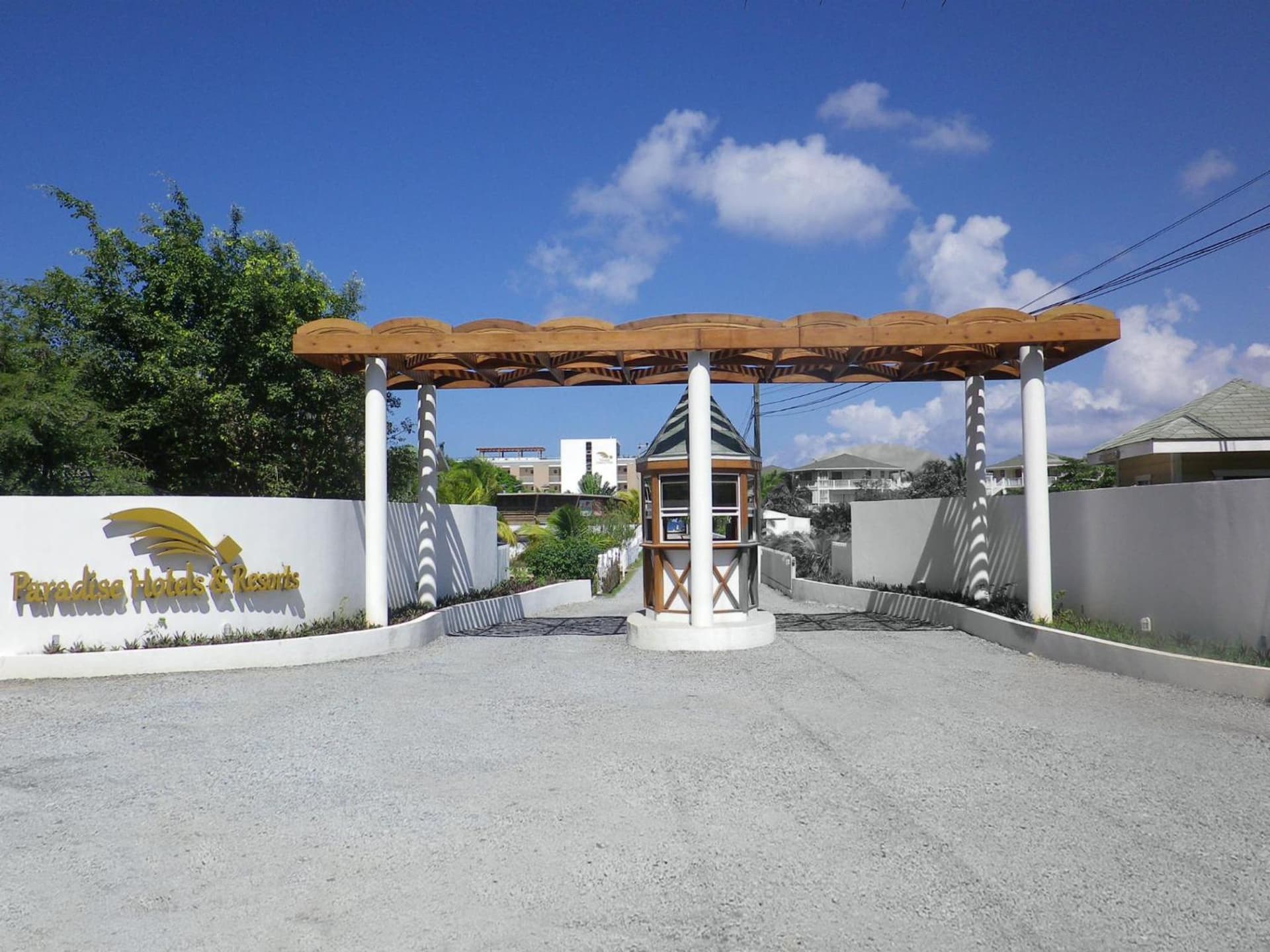 Paradise Beach Resort & Dive Center - Photo 35