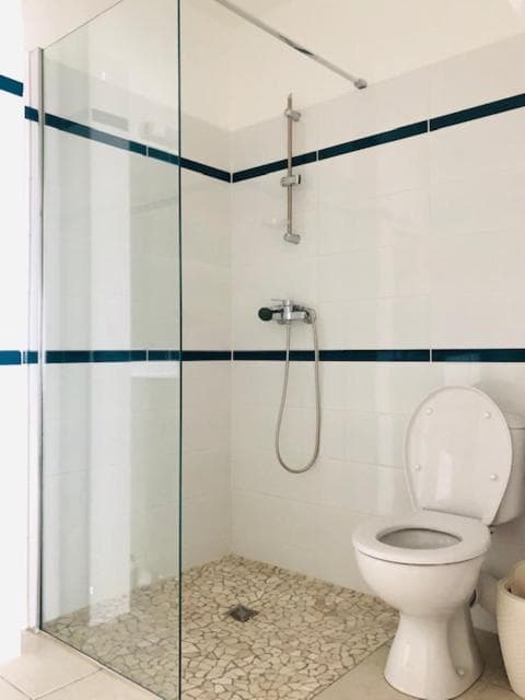 Hotel Pelican - Photo 27