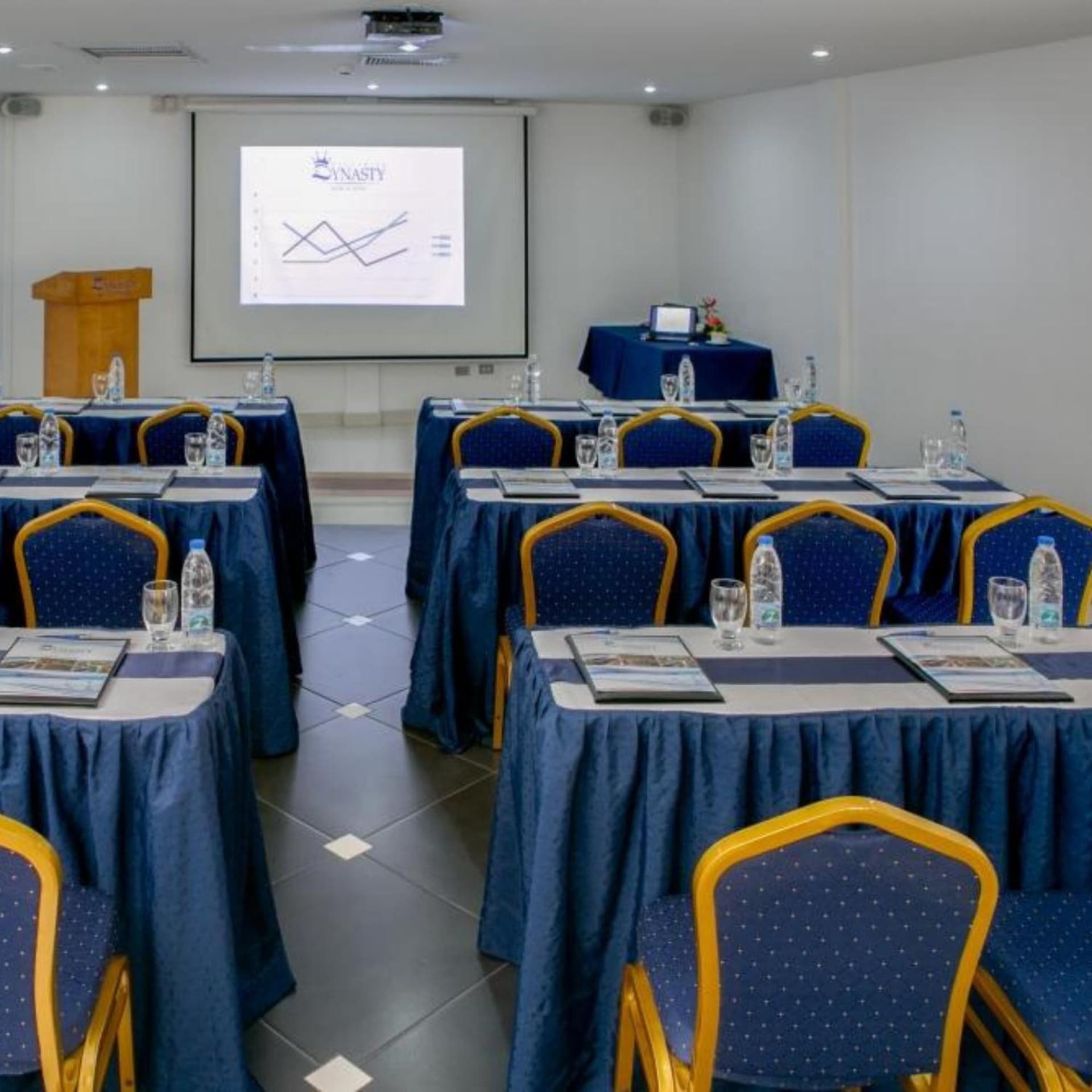 Hotel Margarita Dynasty - Photo 36