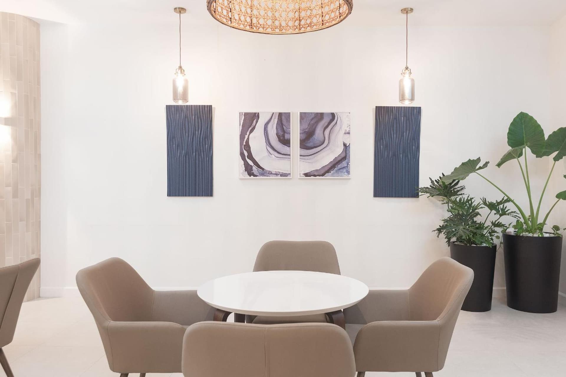 Cara Hotels Trinidad - Photo 8