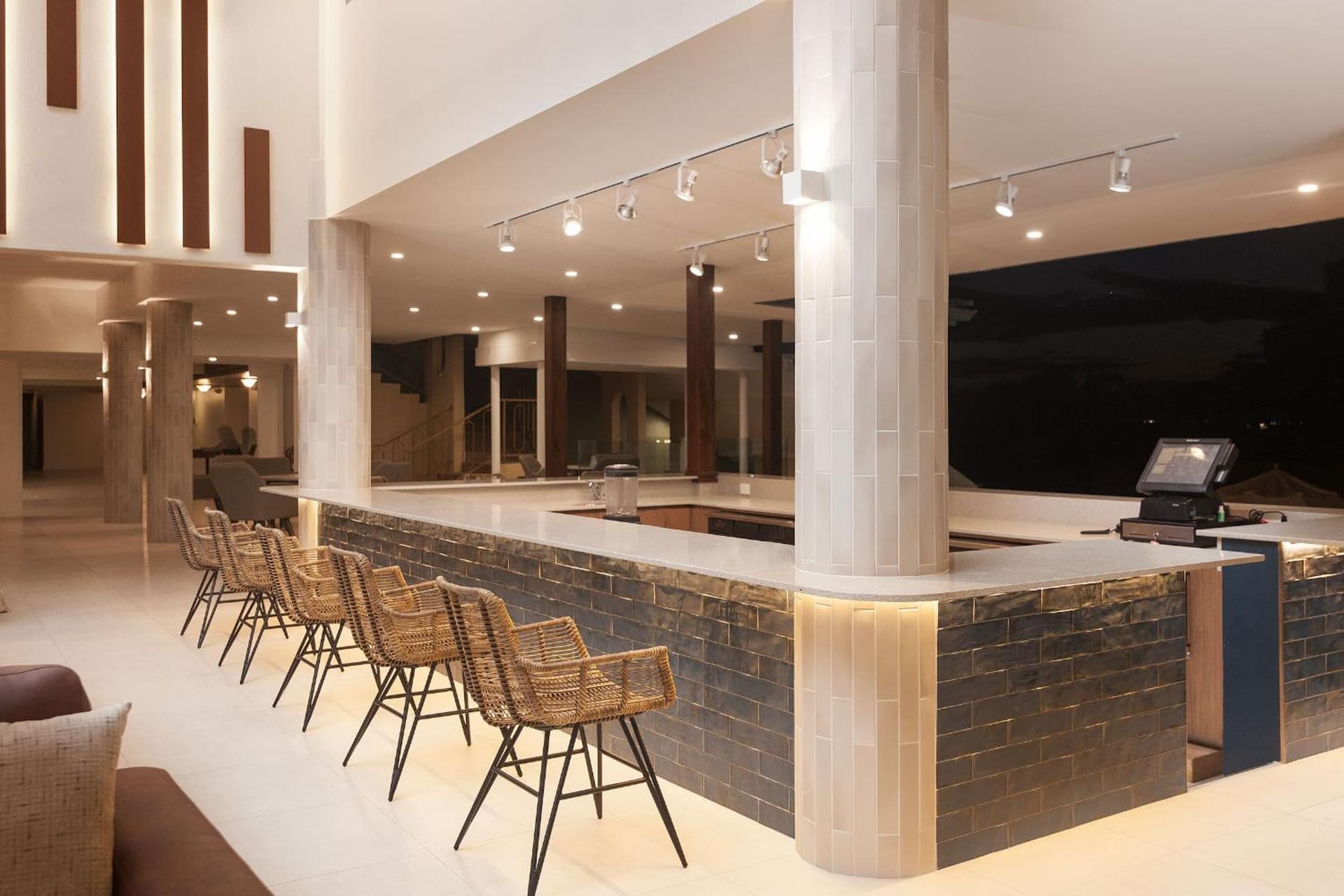 Cara Hotels Trinidad - Photo 14