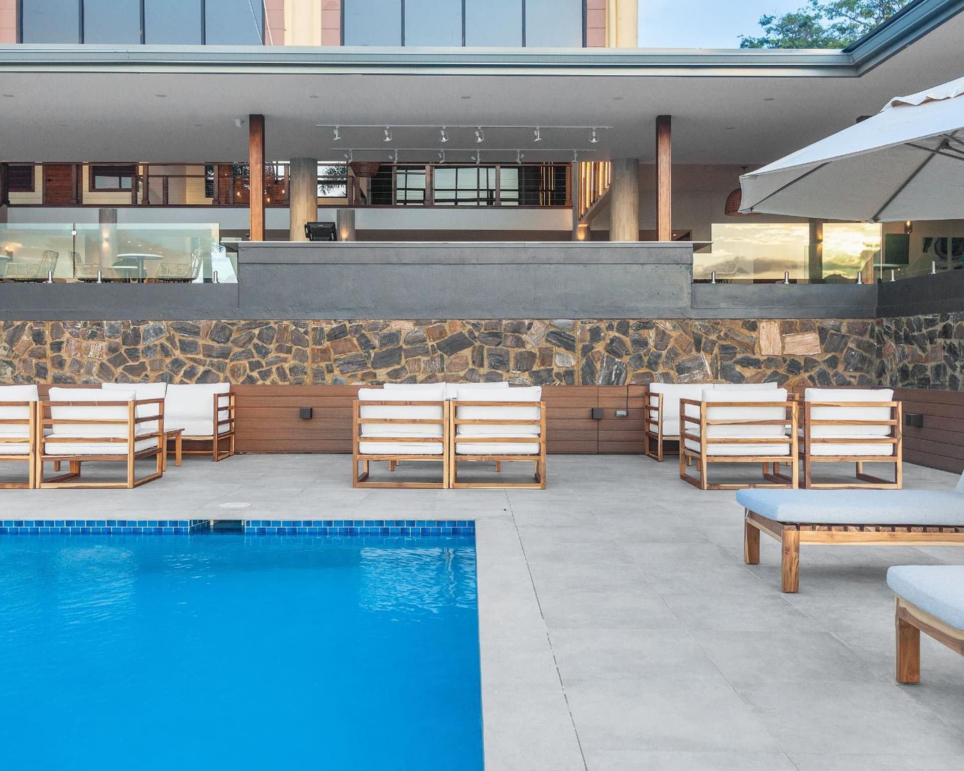 Cara Hotels Trinidad - Photo 23