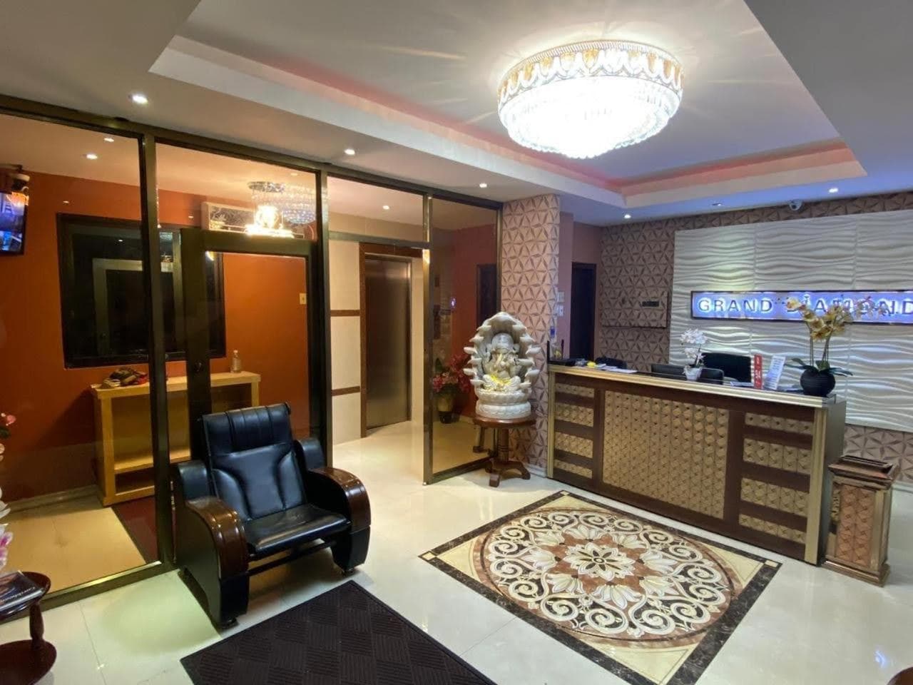 Grand Diamond Hotel Trinidad - Photo 16