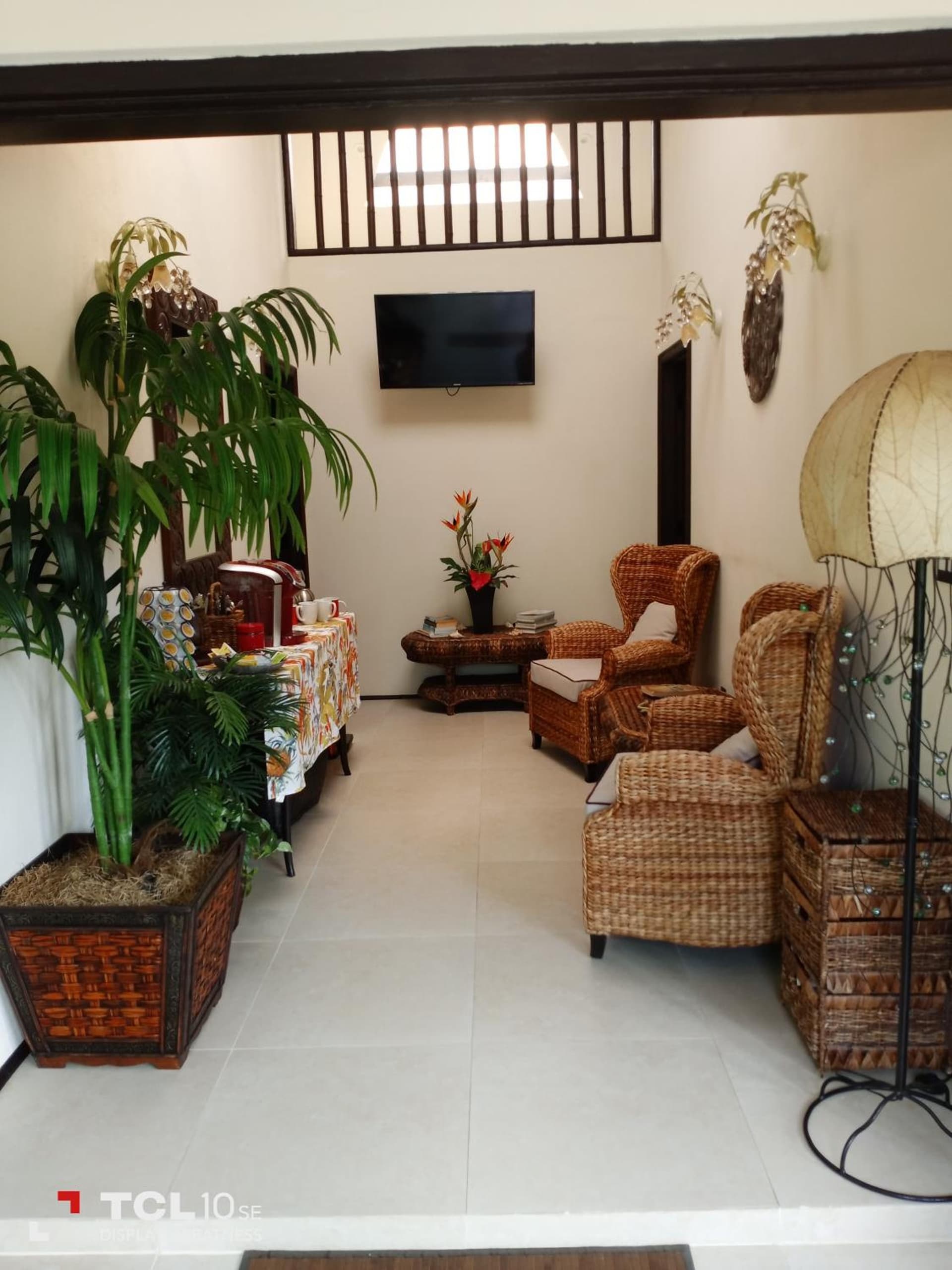 The Pilot House - Photo 13