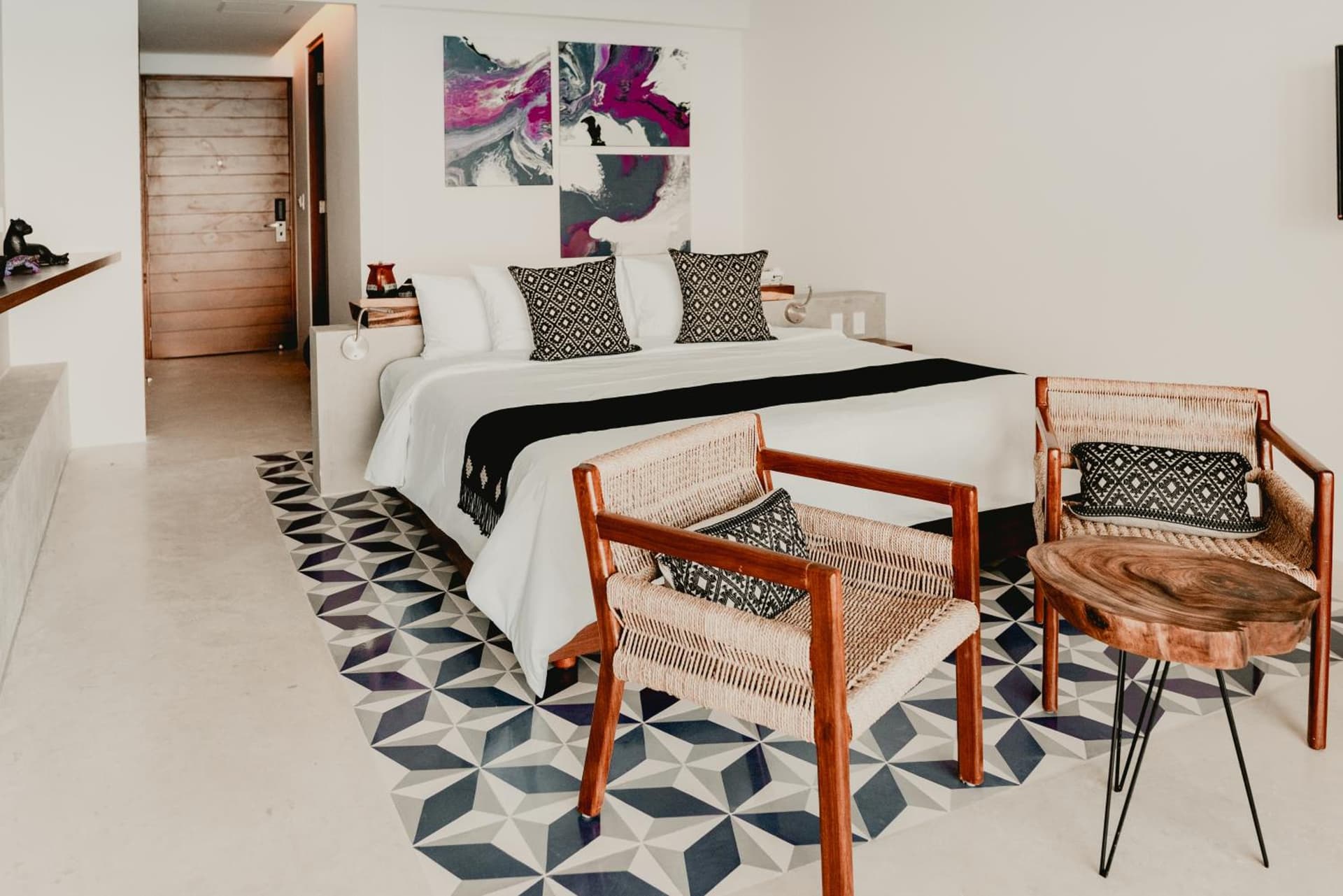 Hotel B Unique - Photo 40