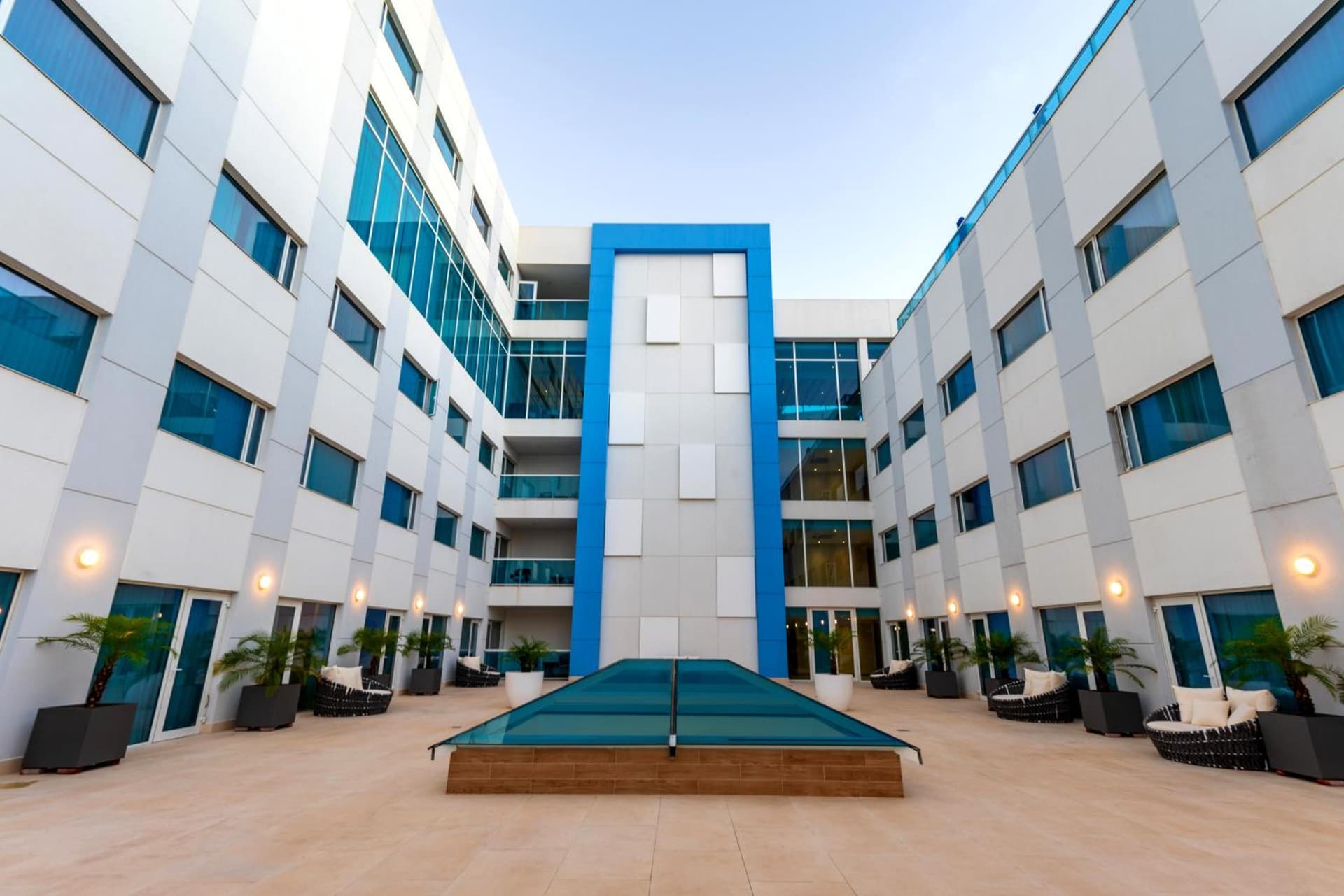 Aquamare Hotel - Photo 11