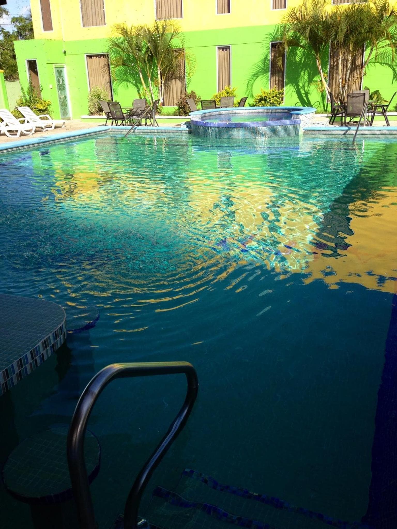 Airport Suites Hotel - Photo 8