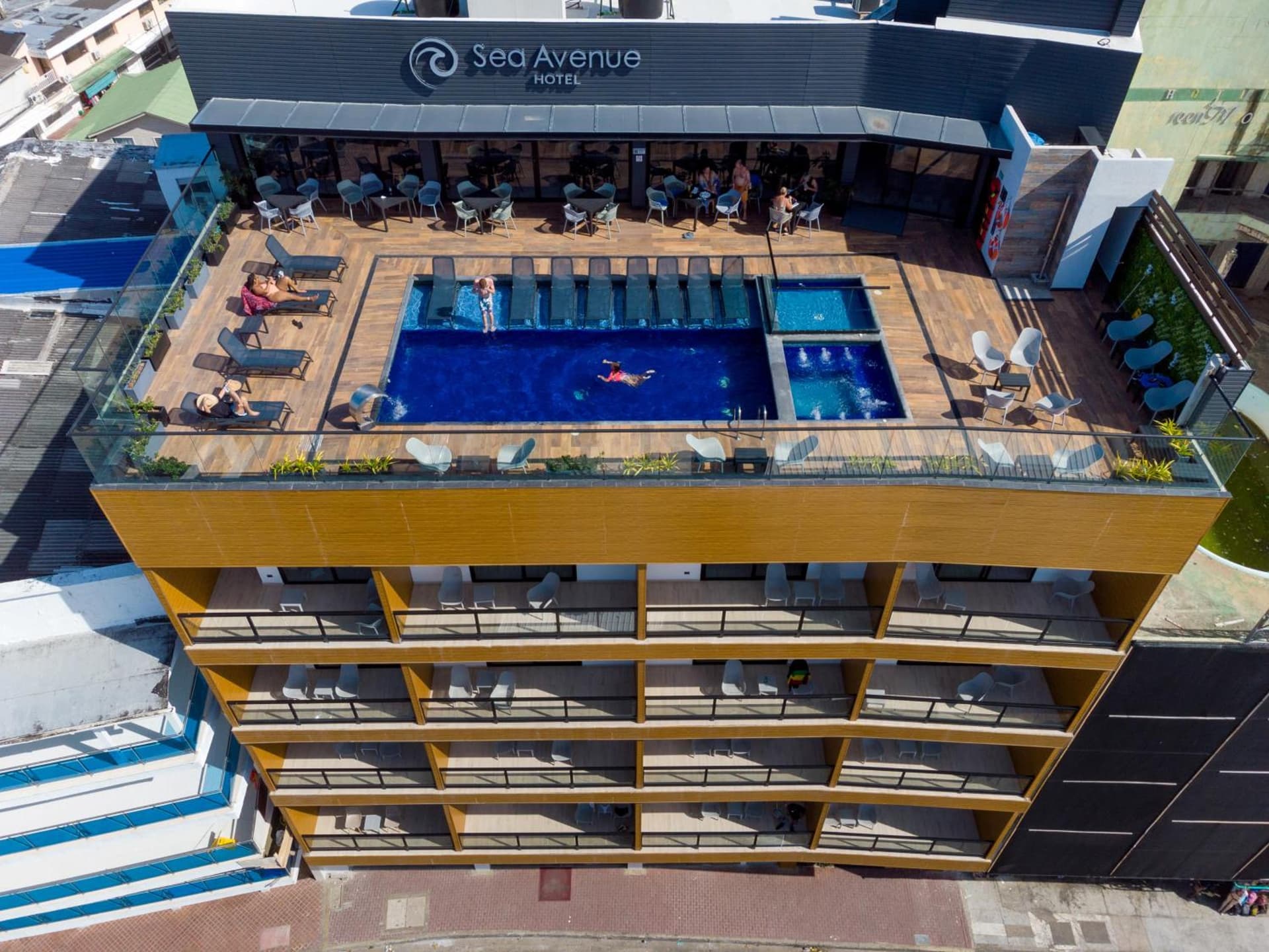 Sea Avenue Hotel - Photo 13