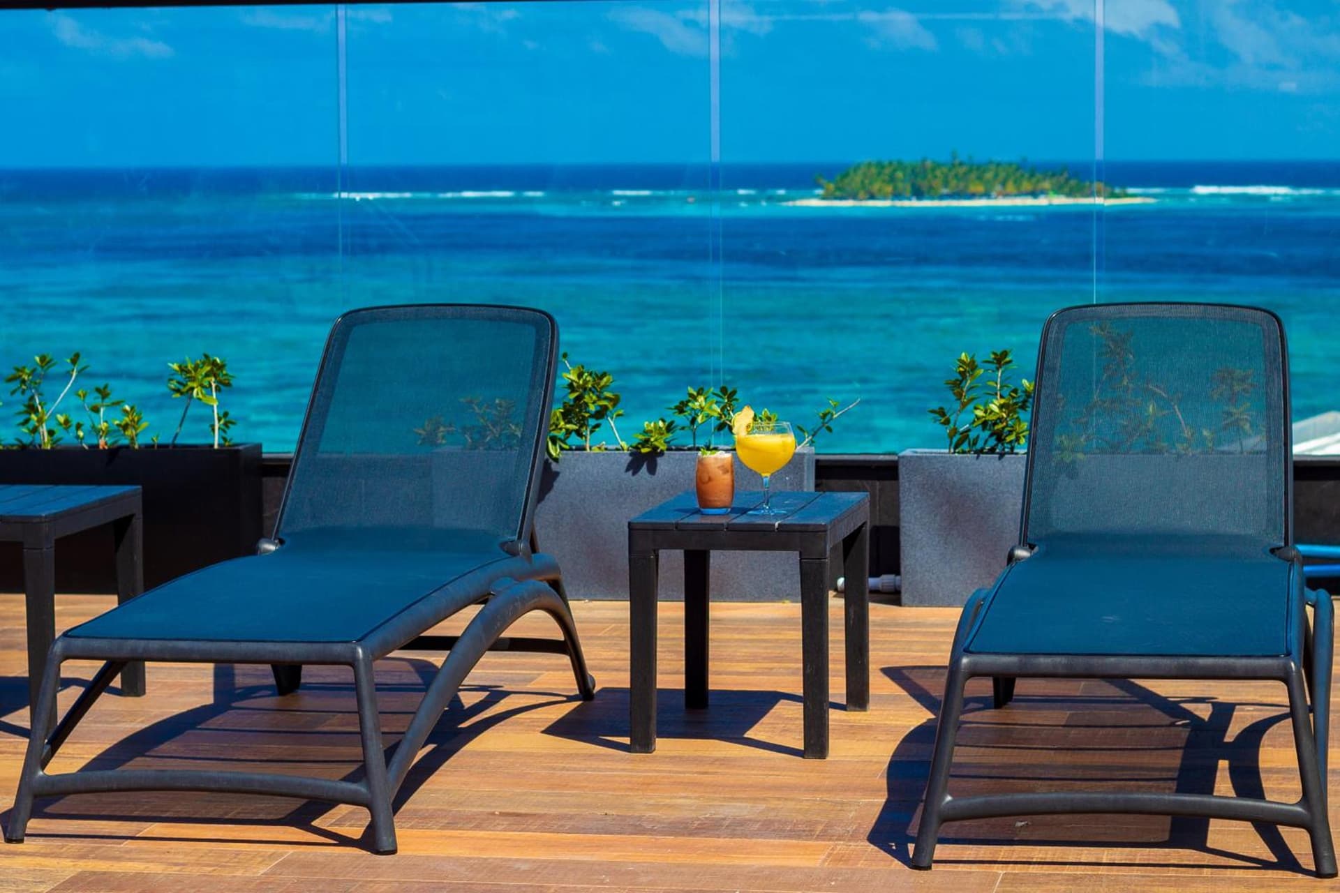 Sea Avenue Hotel - Photo 9