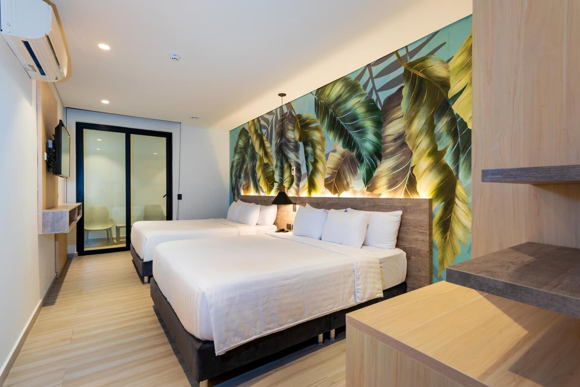 Sea Avenue Hotel - Photo 24