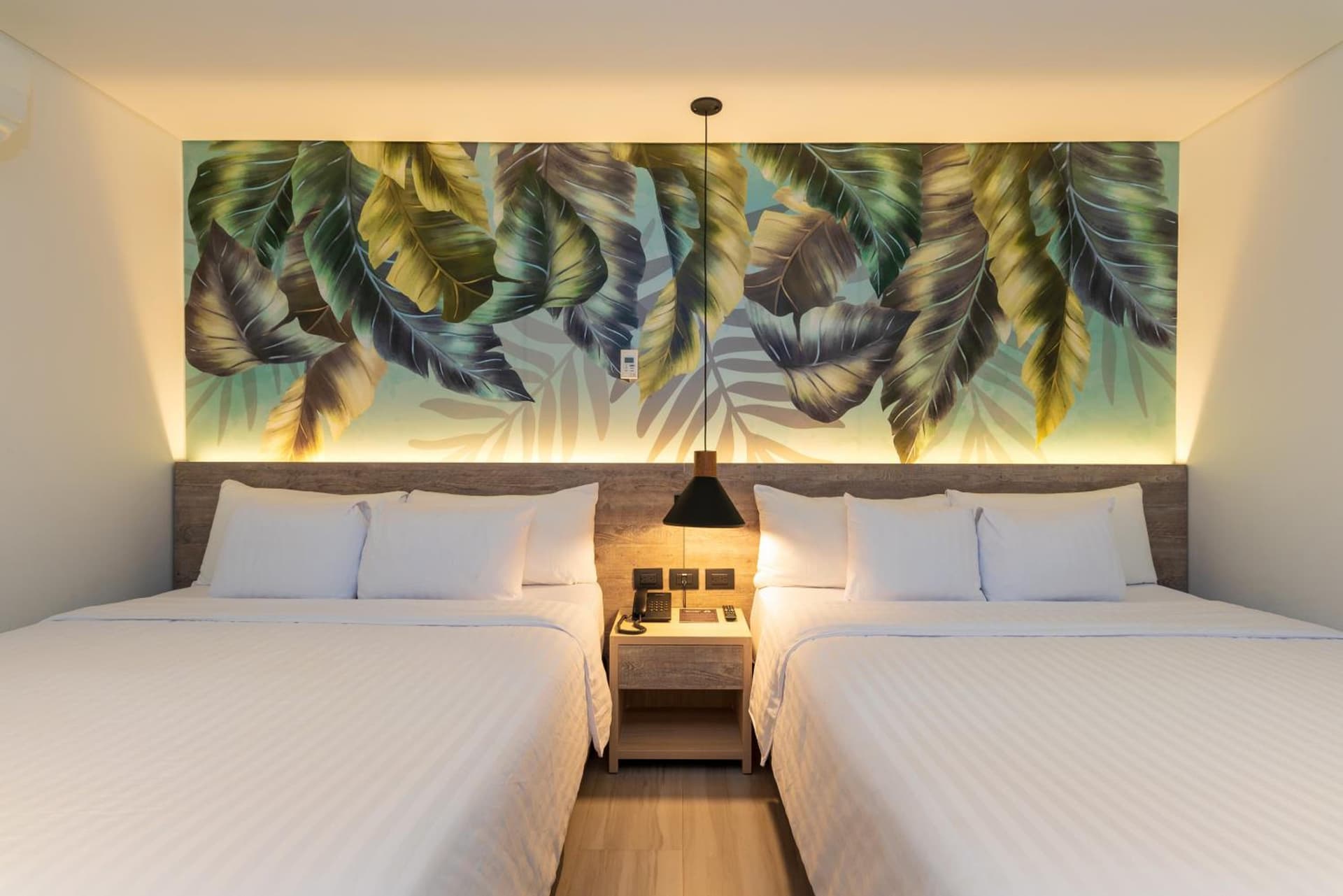 Sea Avenue Hotel - Photo 25