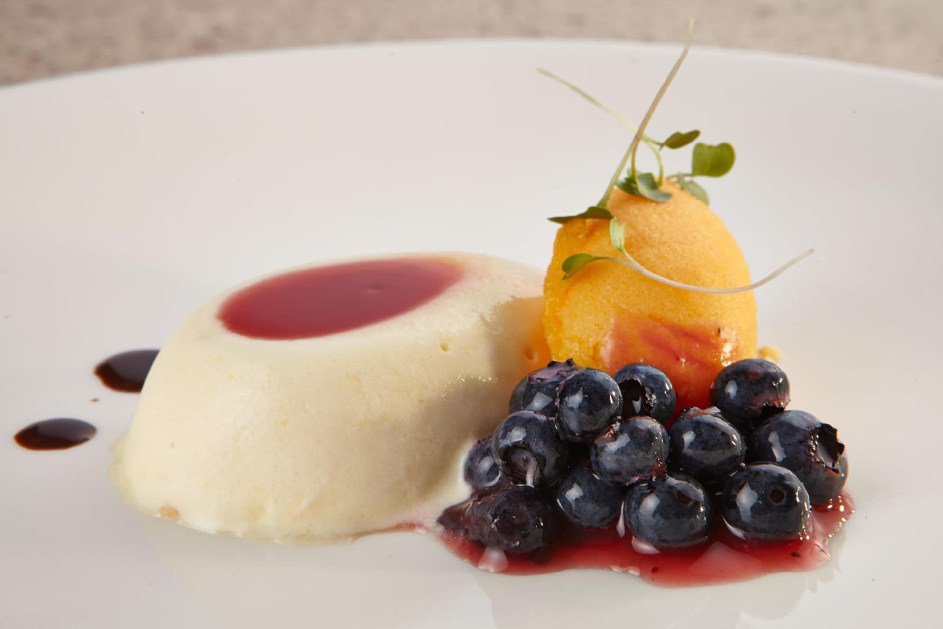 Manchebo Beach Resort and Spa - Photo 25