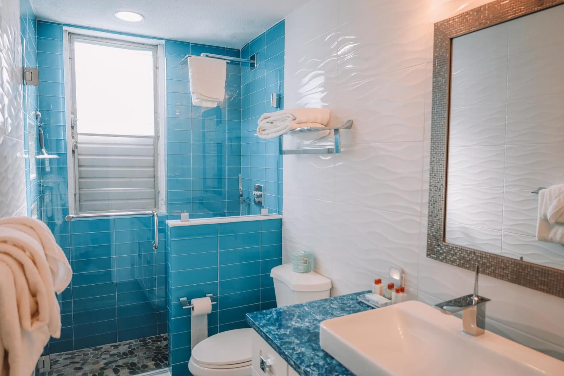 Secret Harbour Beach Resort - Photo 9