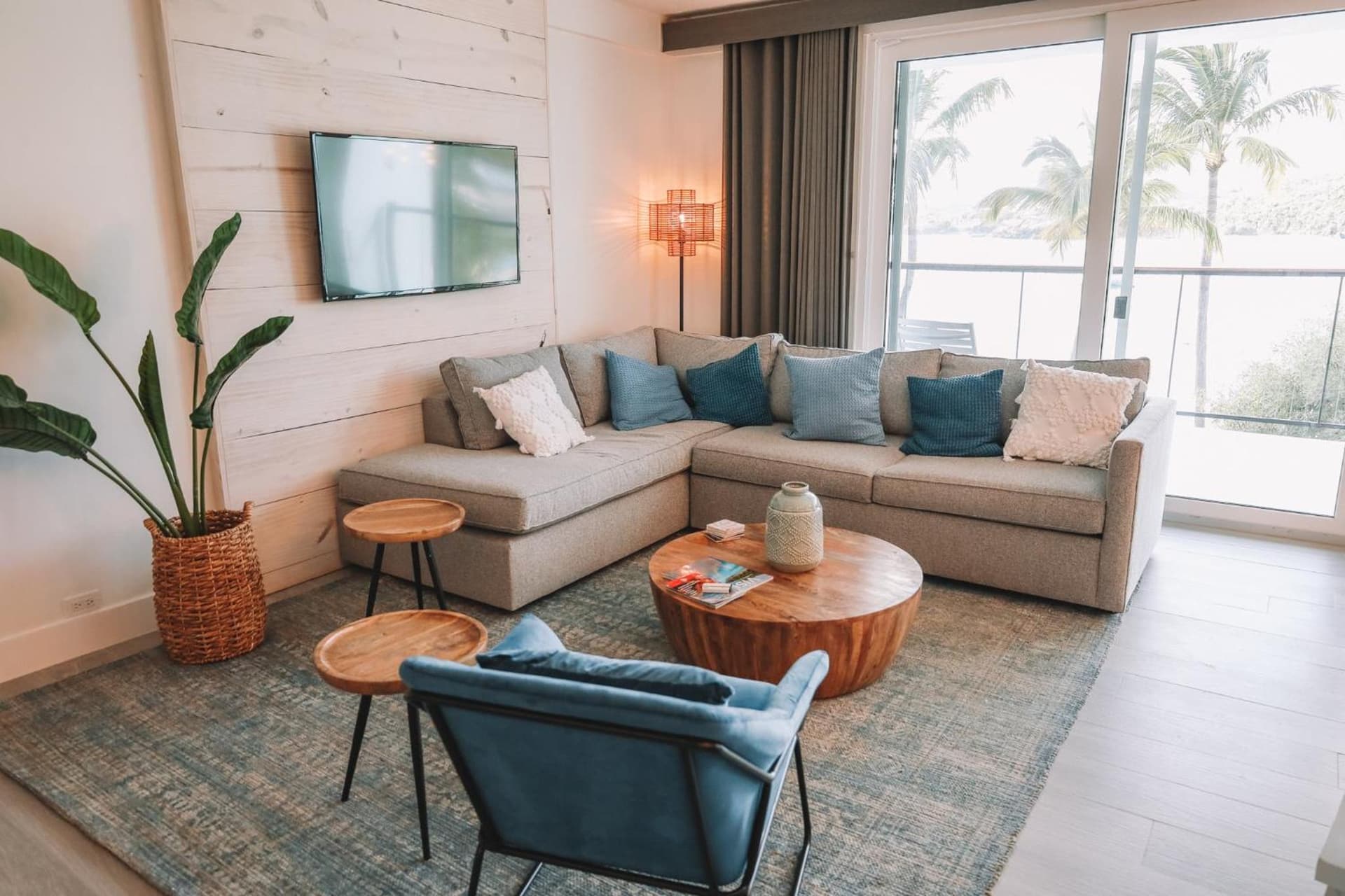 Secret Harbour Beach Resort - Photo 8