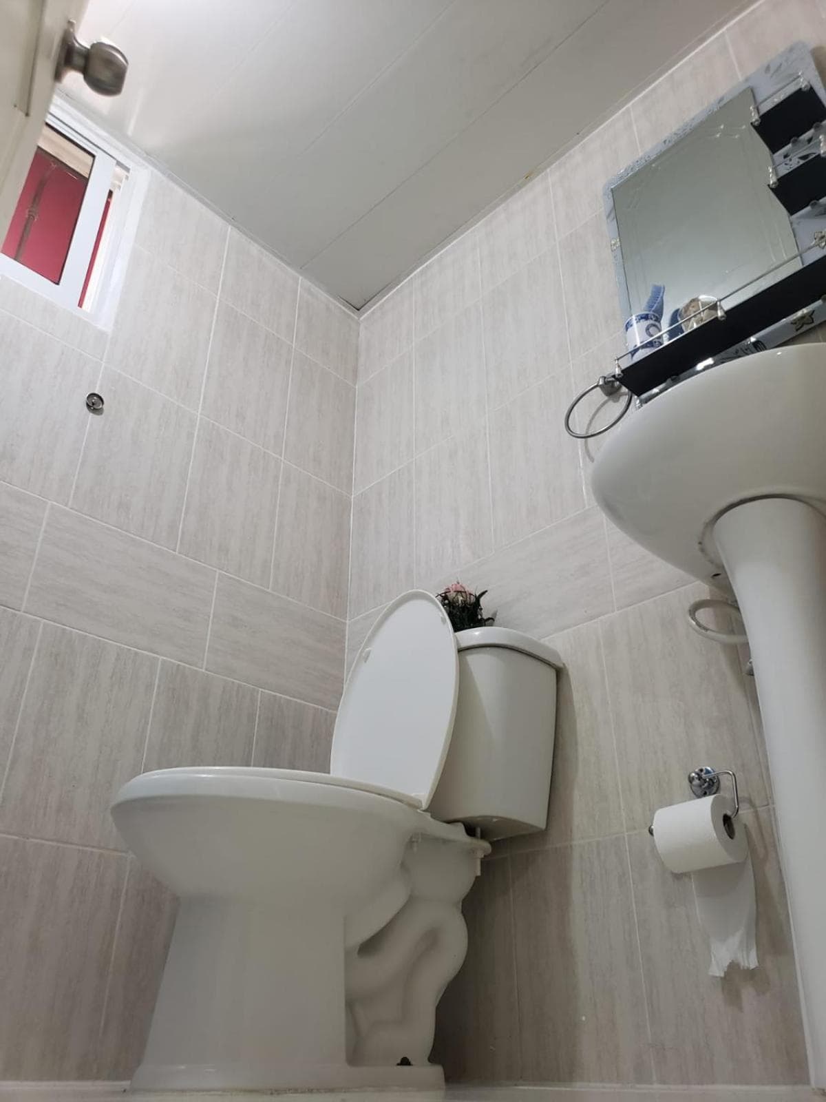 Hermoso Apartamento Carmen Renata III a 10 minutos de Embajada Americana - Photo 15