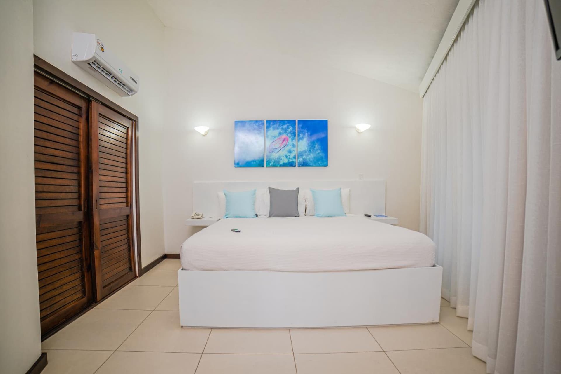 Paradise Beach Resort & Dive Center - Photo 42