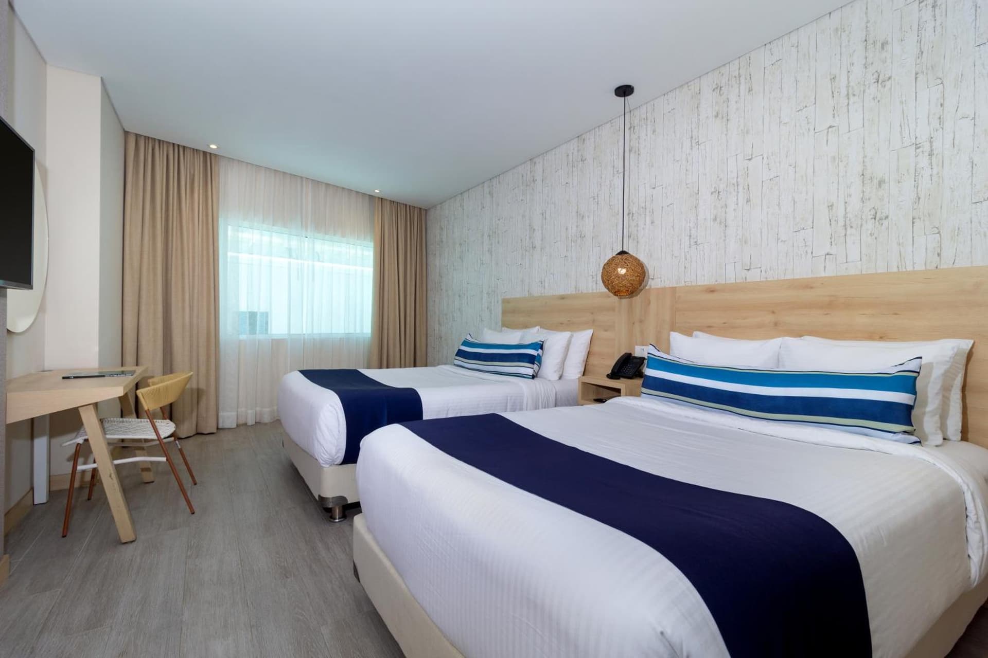 Aquamare Hotel - Photo 56