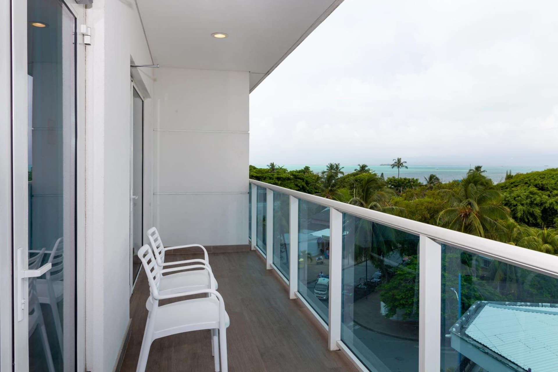 Aquamare Hotel - Photo 76