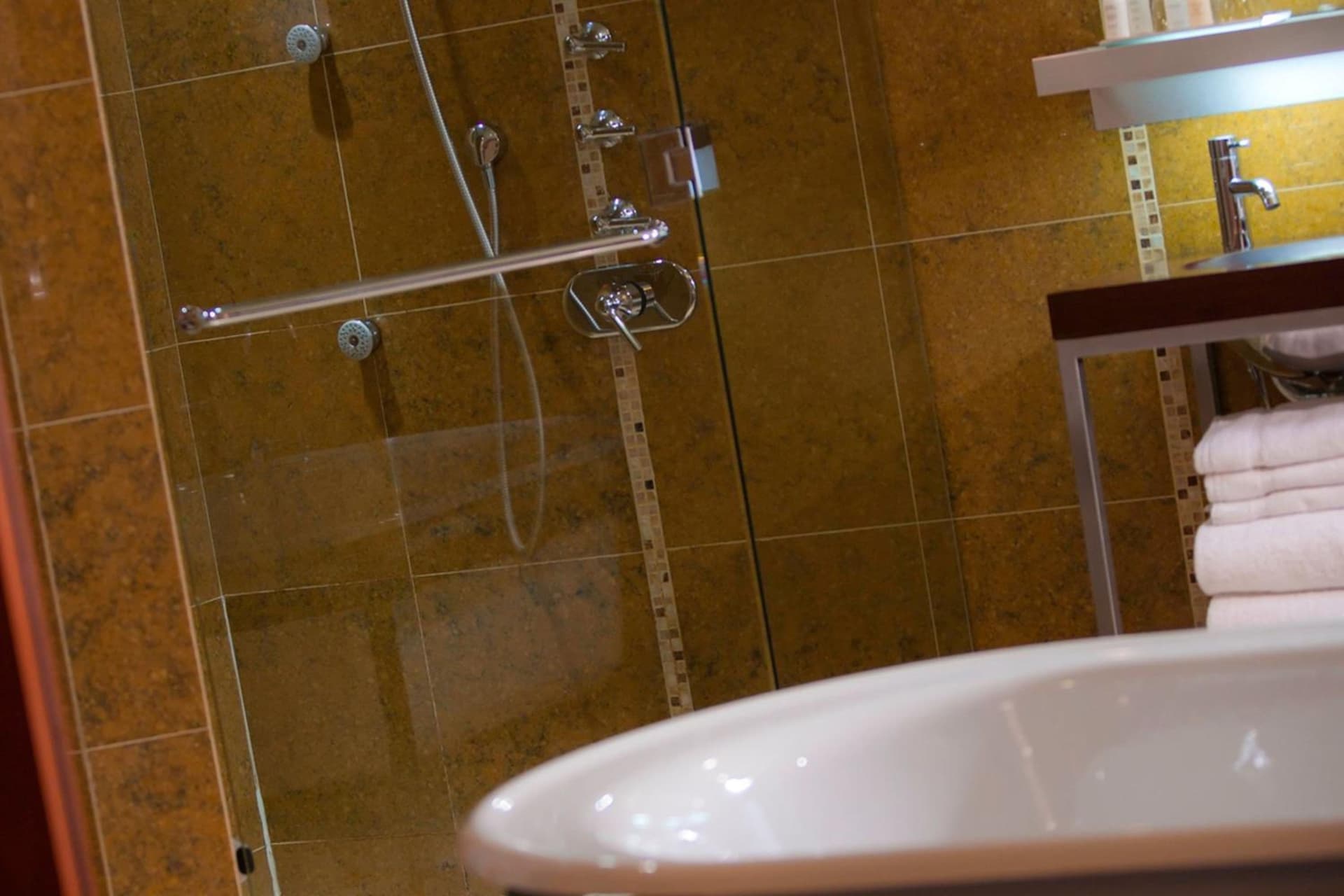 Renaissance Wind Creek Aruba Resort - Photo 79