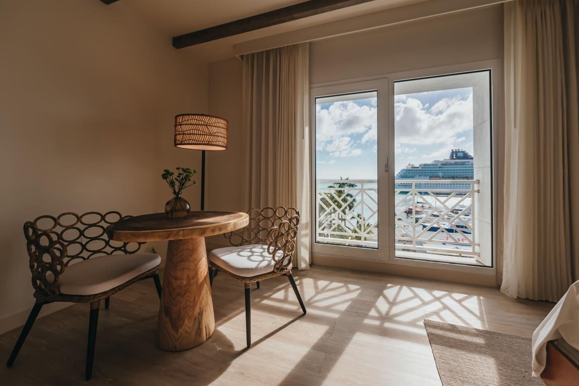 Renaissance Wind Creek Aruba Resort - Photo 55