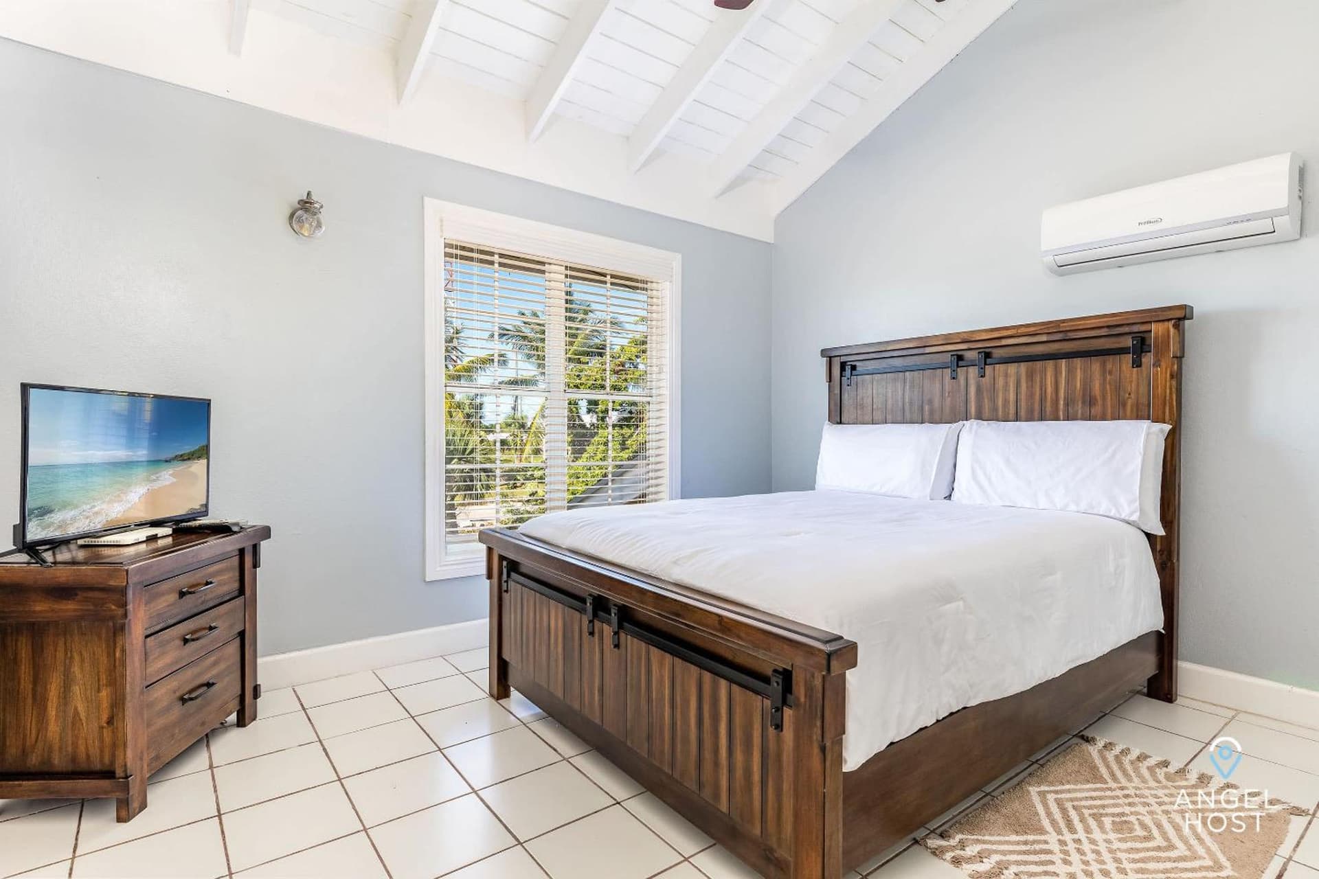 Bright and Roomie Bottle Creek Apartments - Photo 23