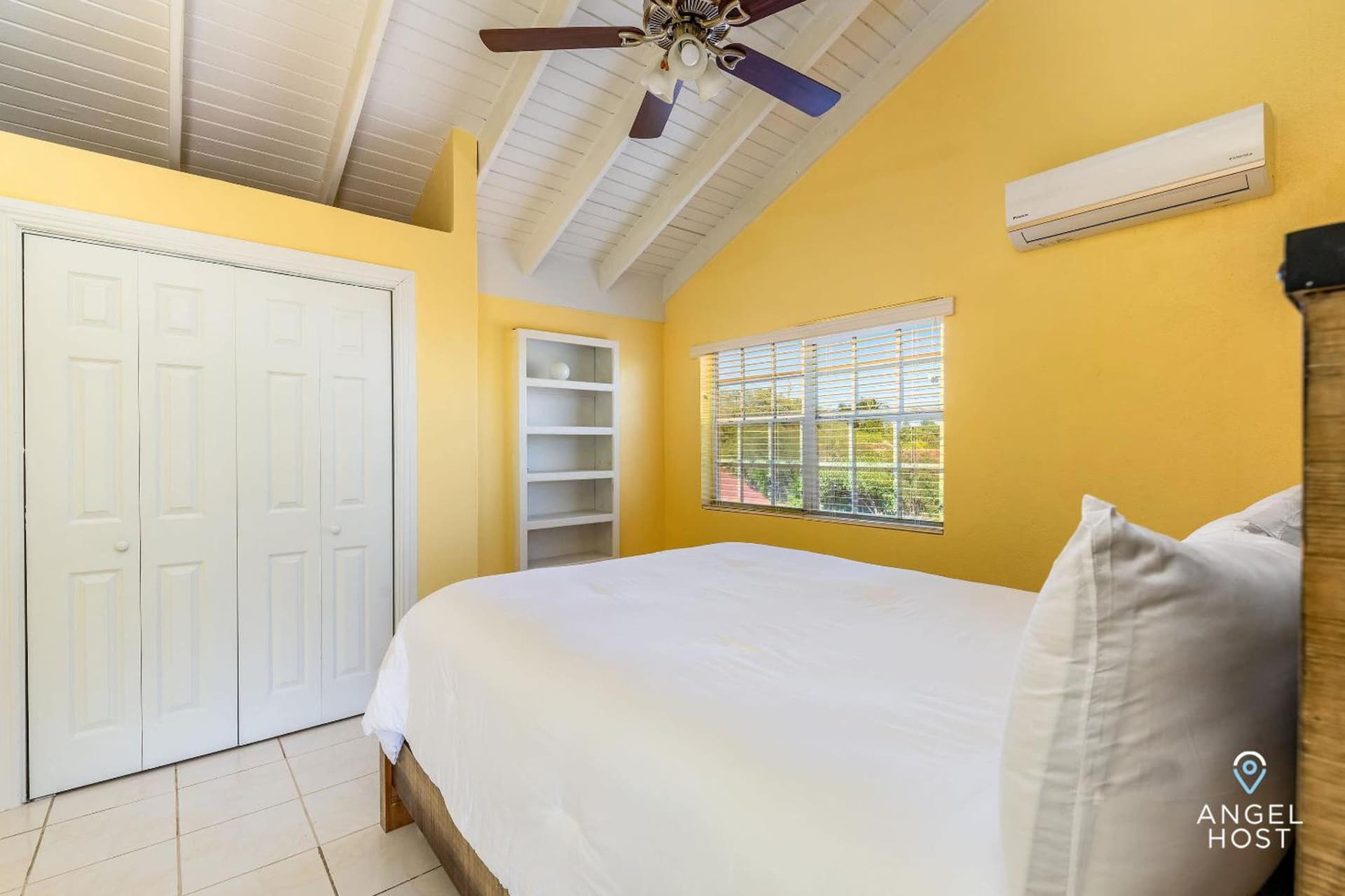 Bright and Roomie Bottle Creek Apartments - Photo 25