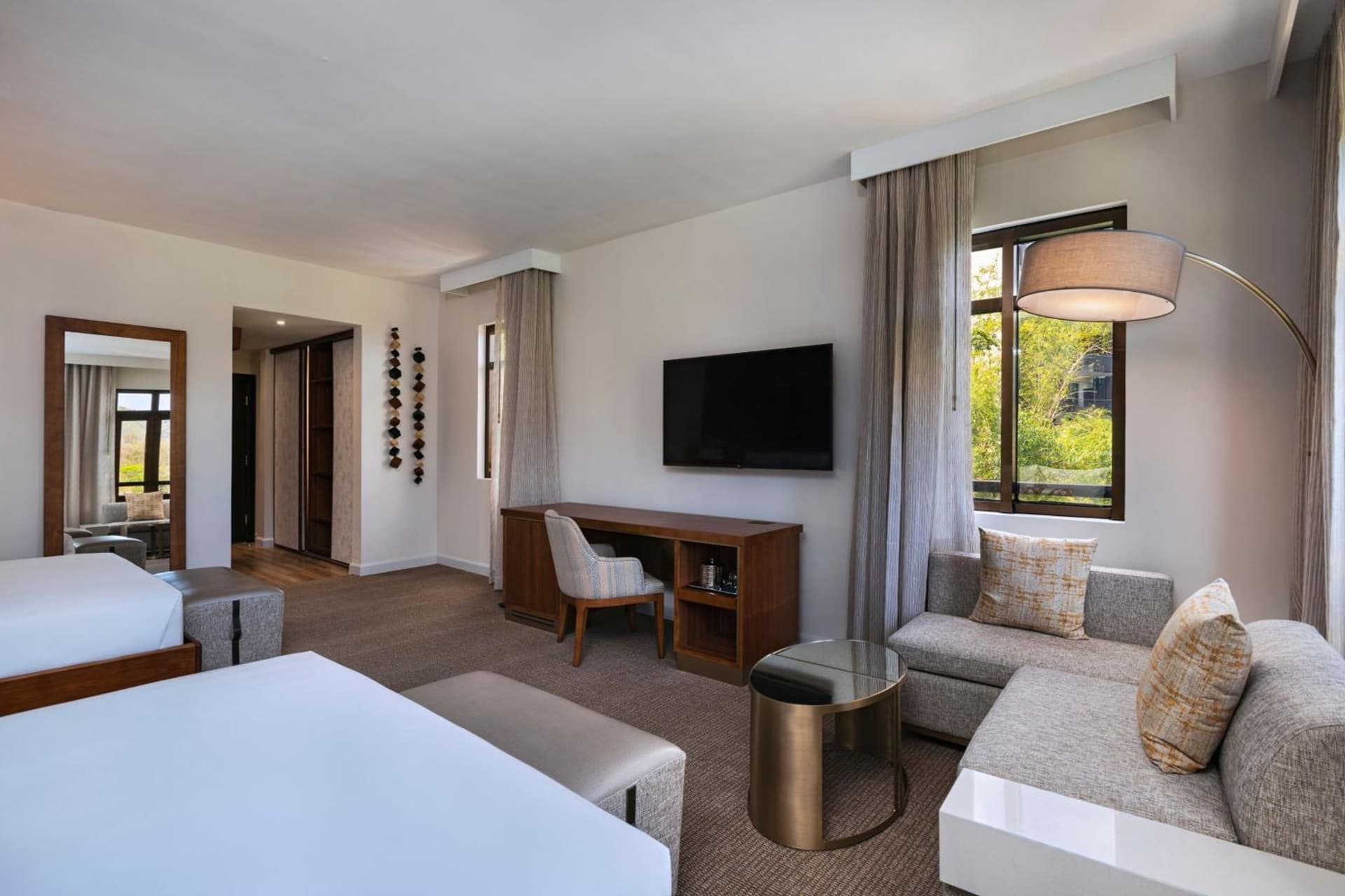 The BRIX Autograph Collection - Photo 23