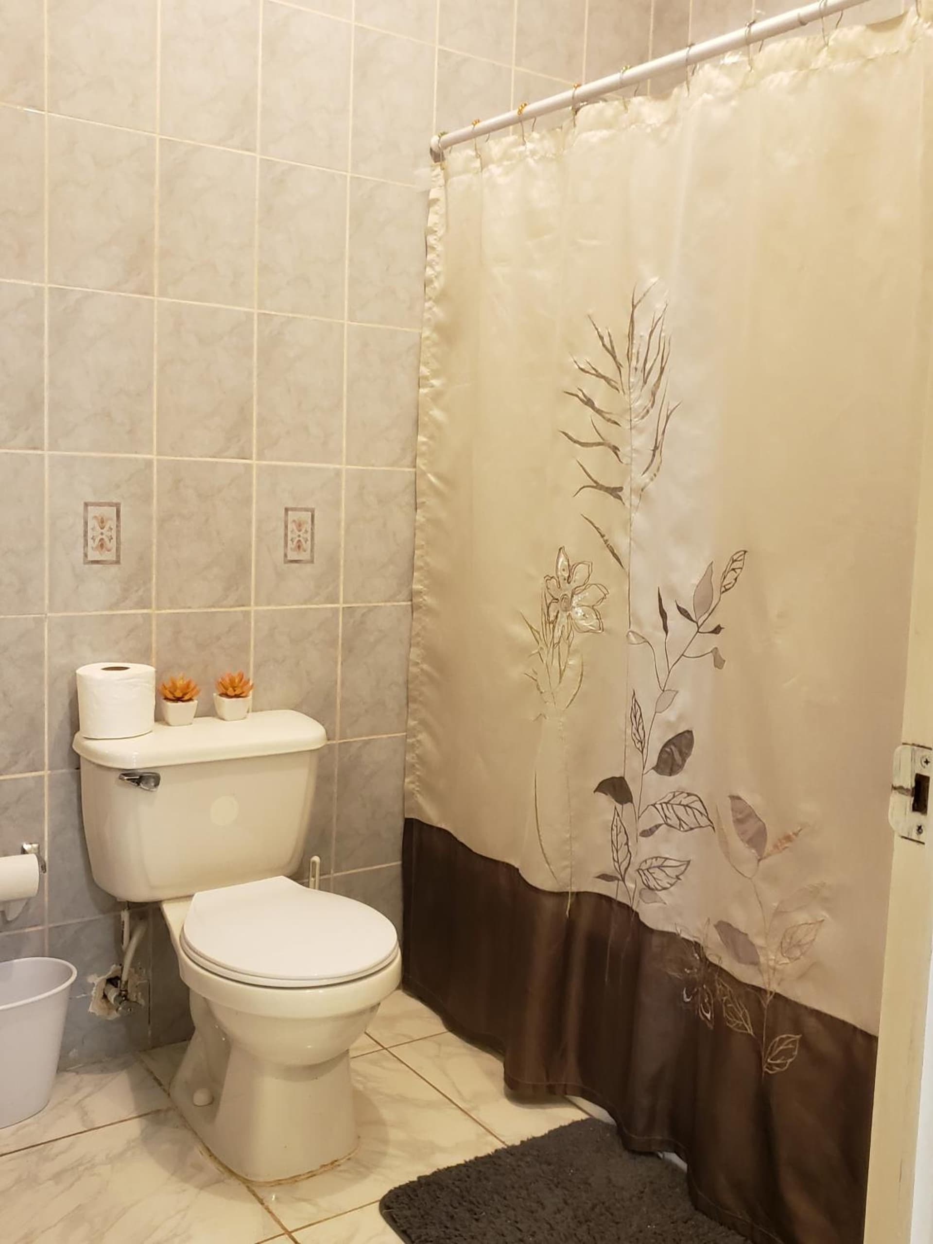 Lion’s View Bed & Breakfast - Photo 6