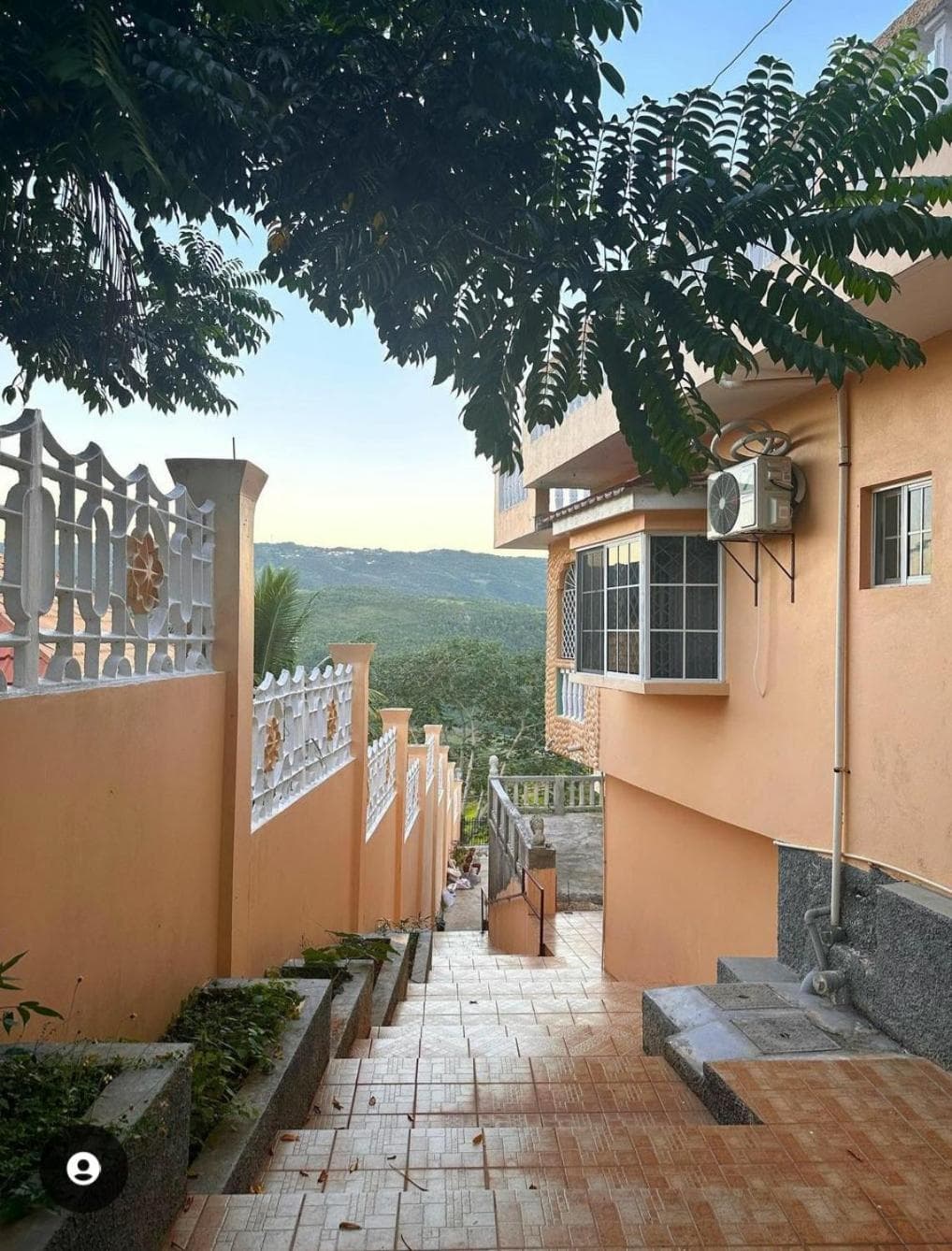 Lion’s View Bed & Breakfast - Photo 9