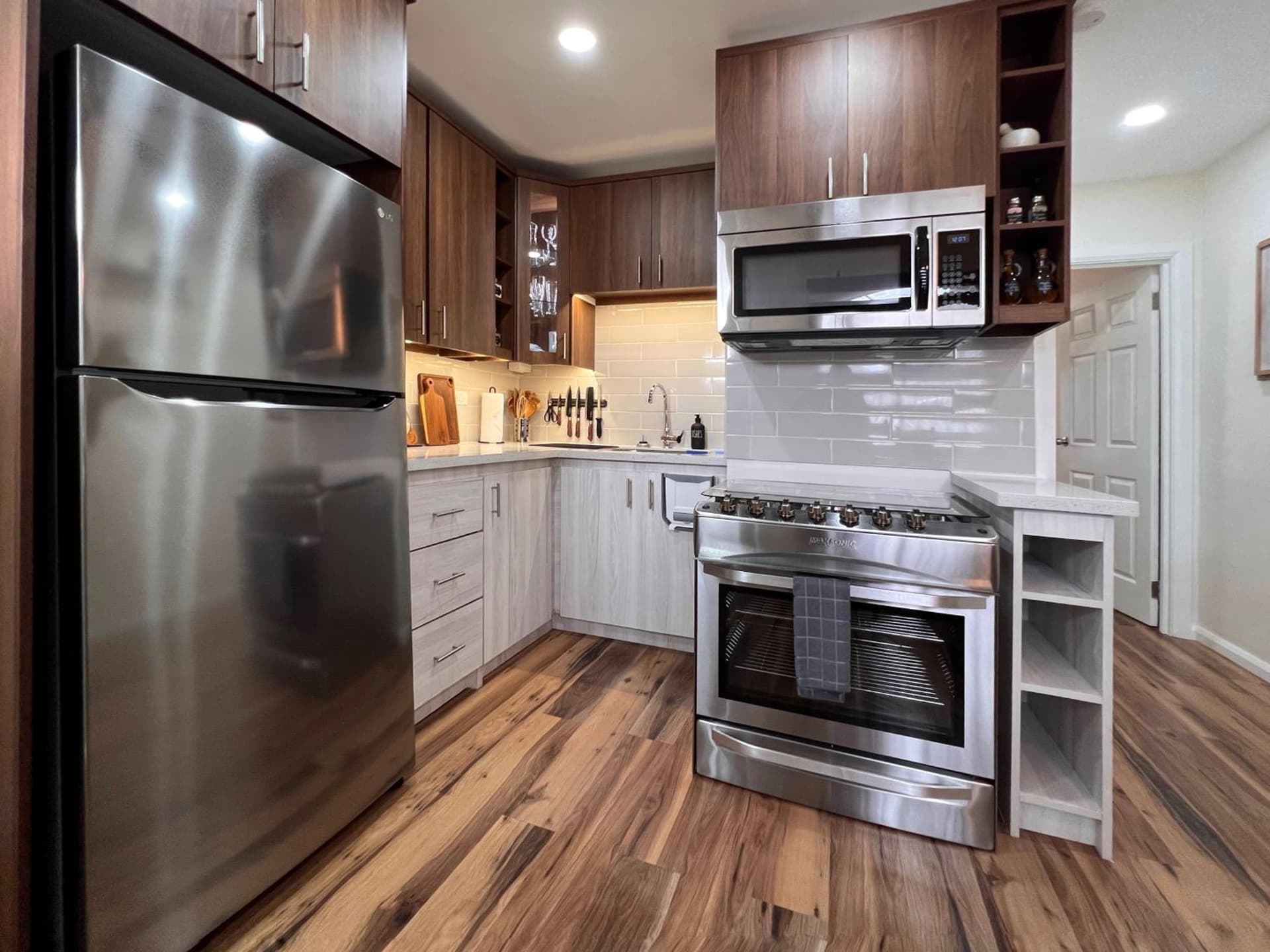 The Cozy Condo - A Modern Retreat - Photo 39